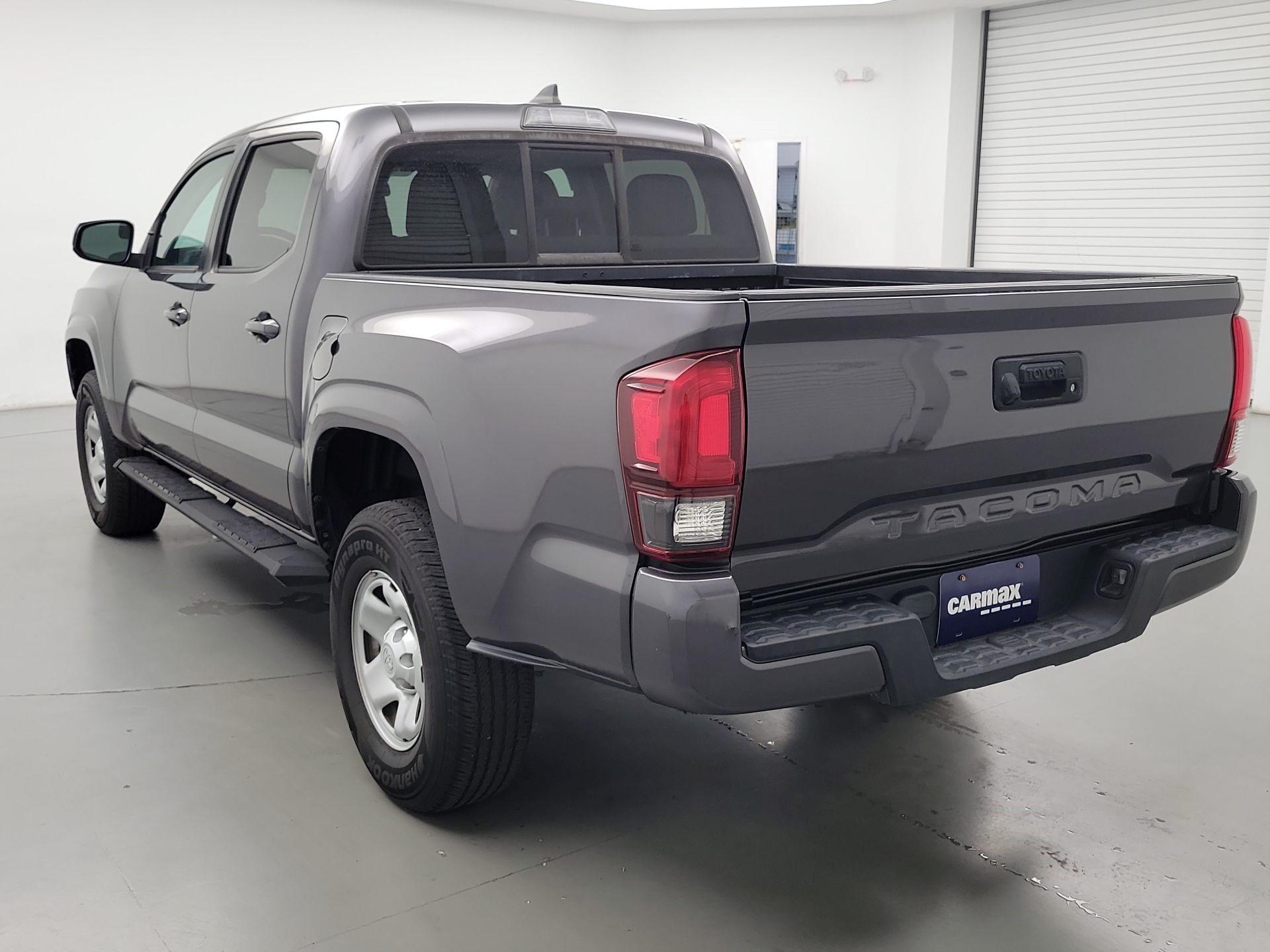 Thumbnail: 2019 Toyota Tacoma - 7