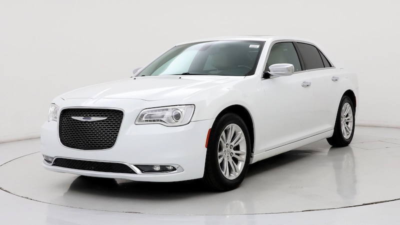 2017 Chrysler 300 C 4