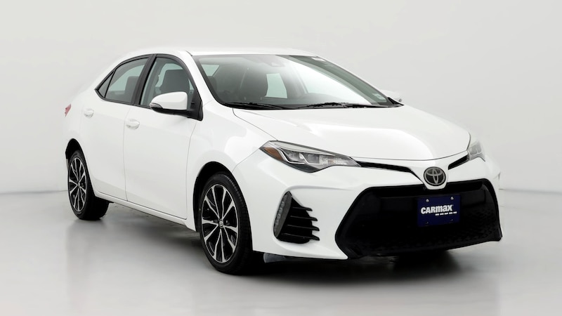 2018 Toyota Corolla SE Hero Image