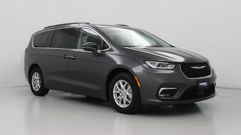 2022 Chrysler Pacifica Touring L Hero Image