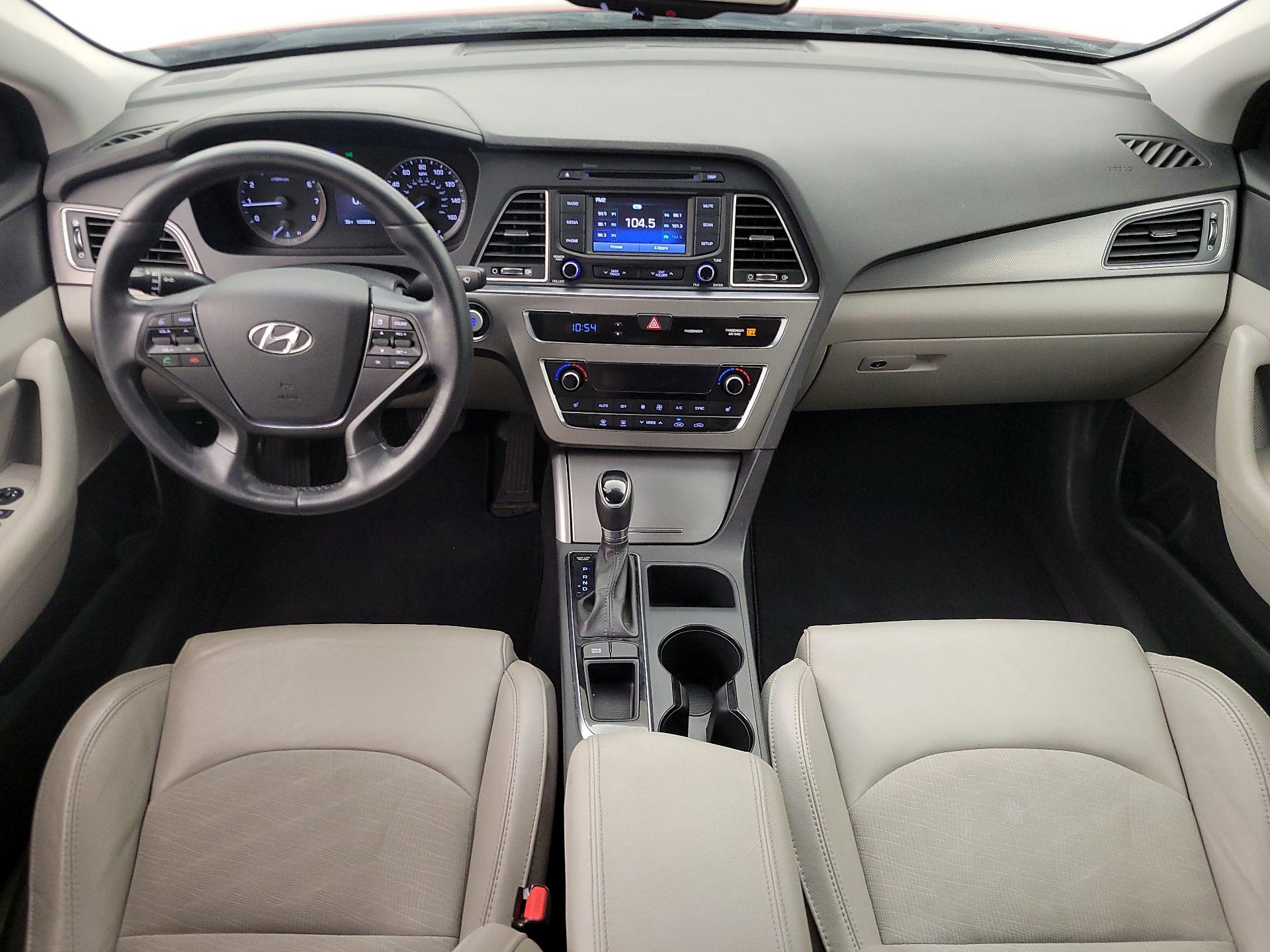 Thumbnail: 2015 Hyundai Sonata - 9