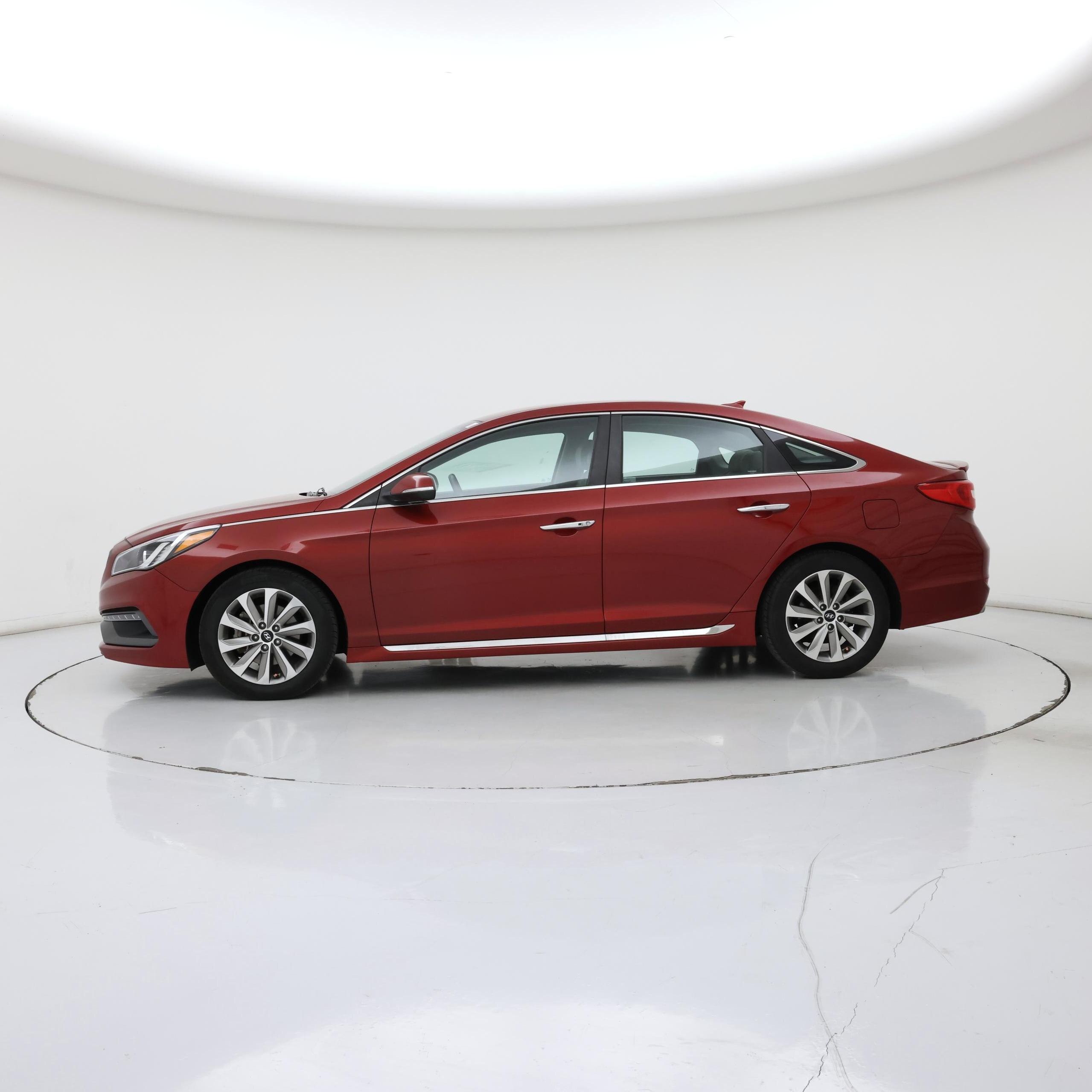 Thumbnail: 2015 Hyundai Sonata - 3
