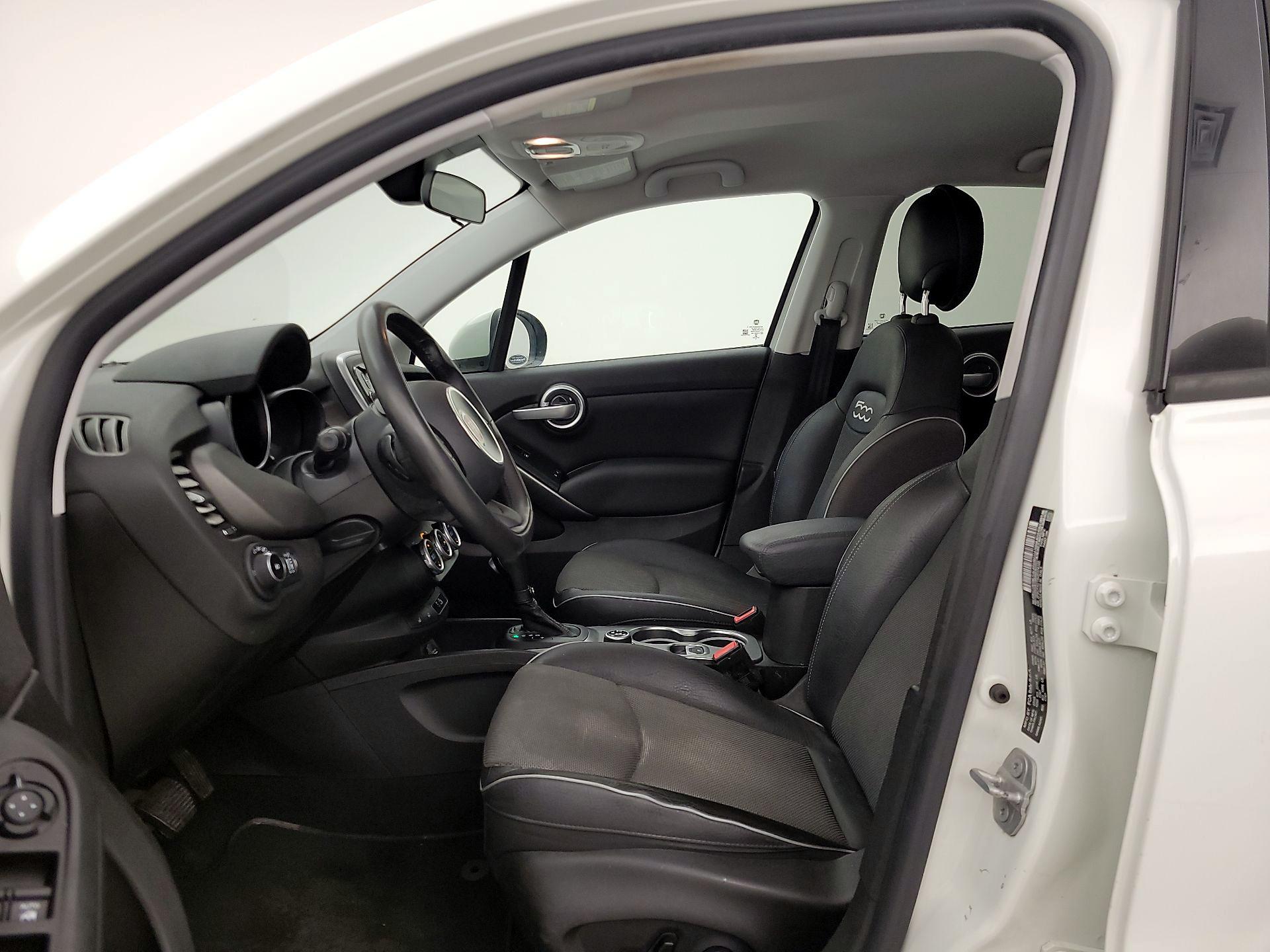 Thumbnail: 2016 Fiat 500X - 11