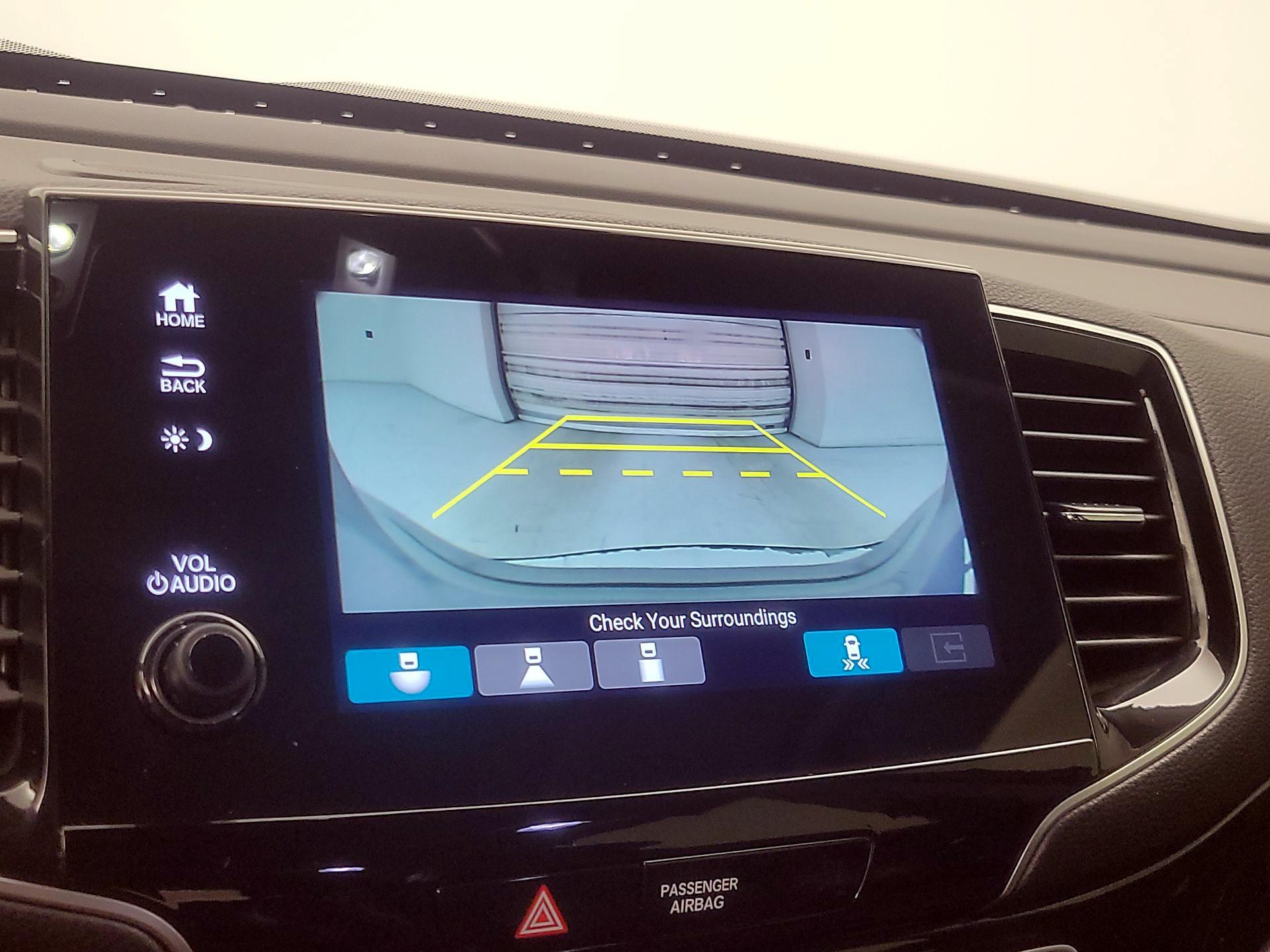 Thumbnail: 2019 Honda Pilot - 15