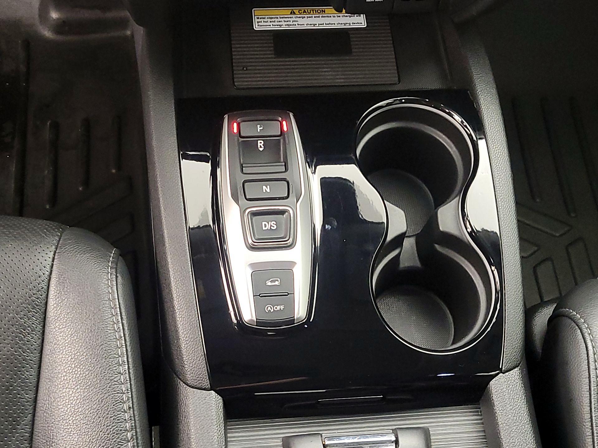 Thumbnail: 2019 Honda Pilot - 18