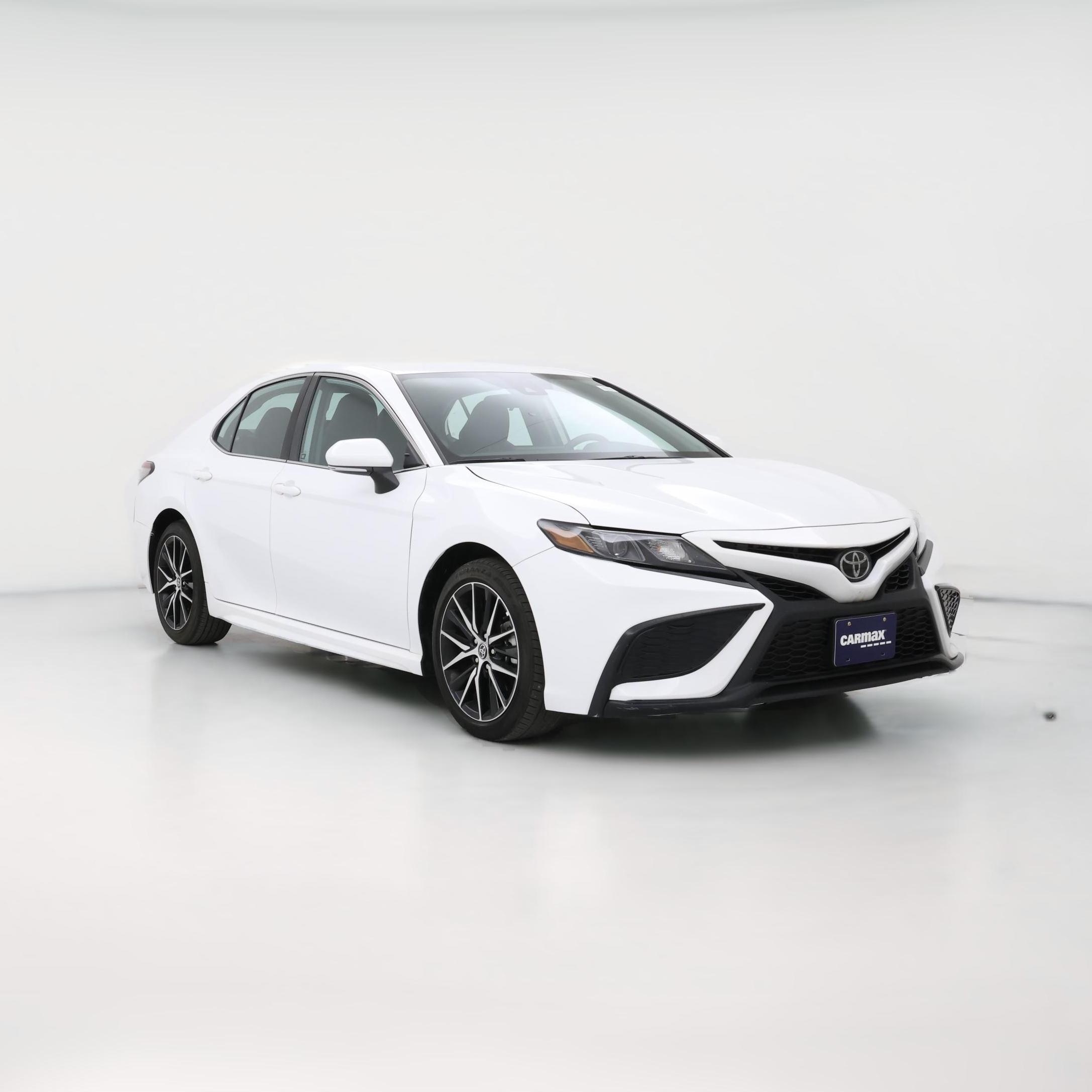 Thumbnail: 2022 Toyota Camry - 1