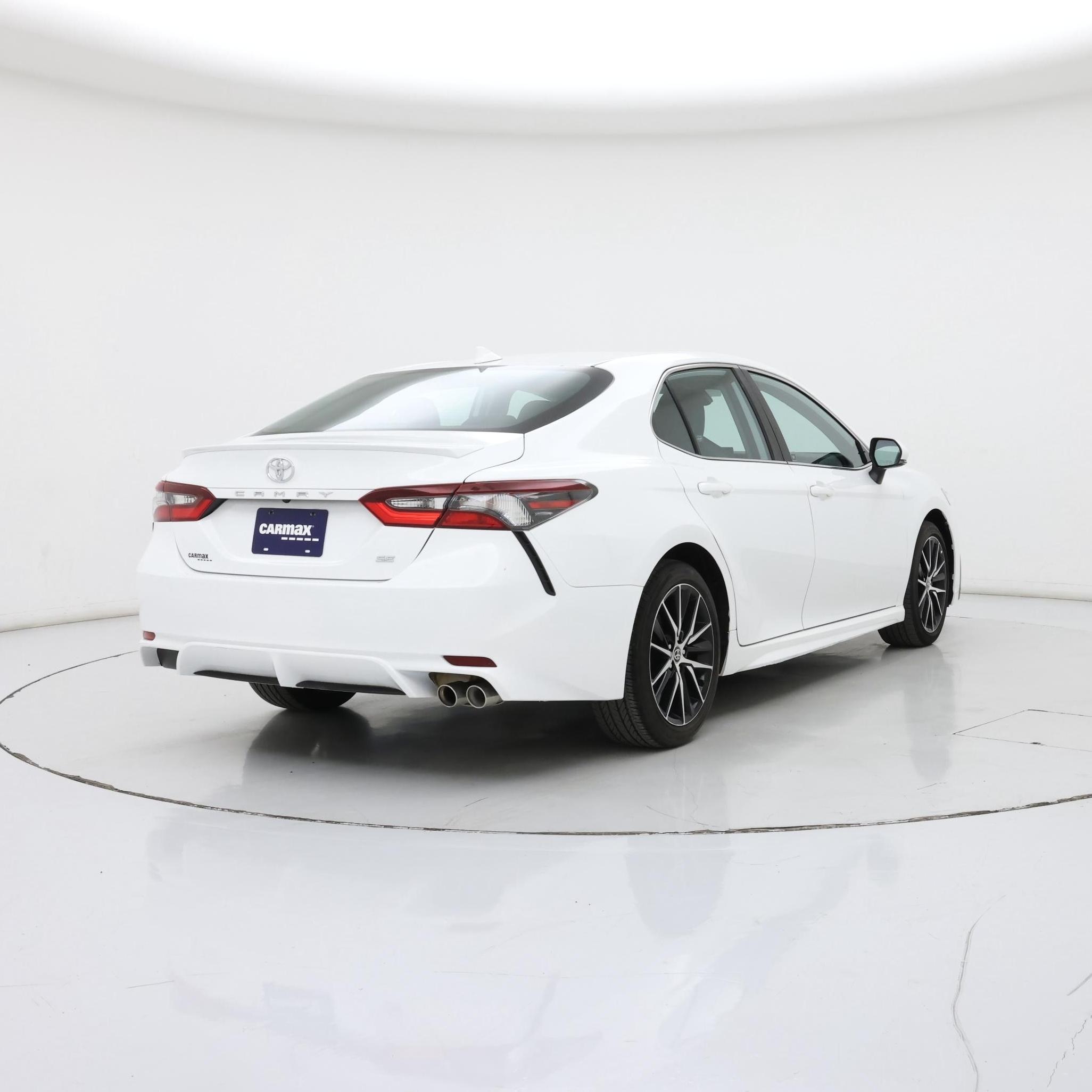 Thumbnail: 2022 Toyota Camry - 8