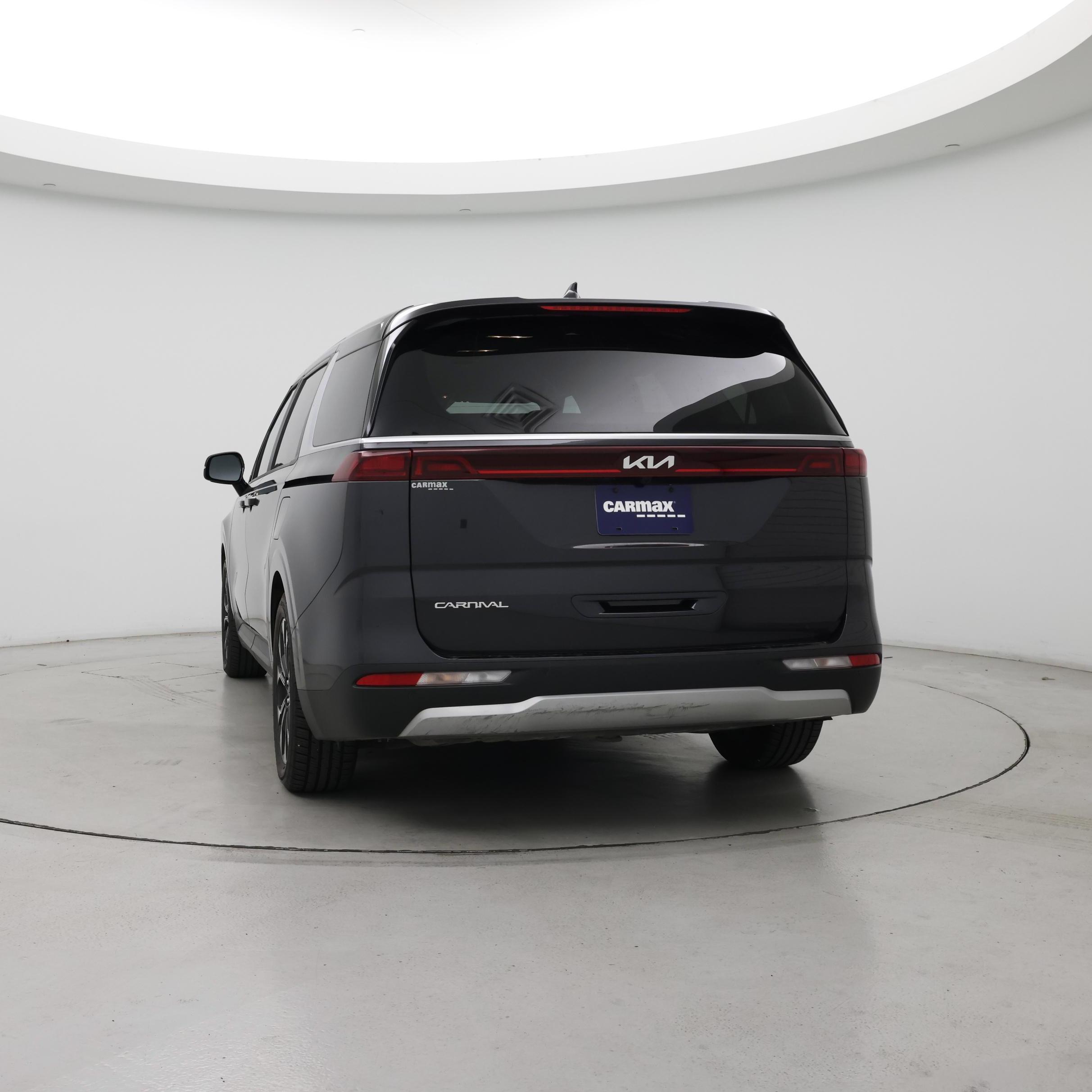 Thumbnail: 2023 Kia Carnival - 6