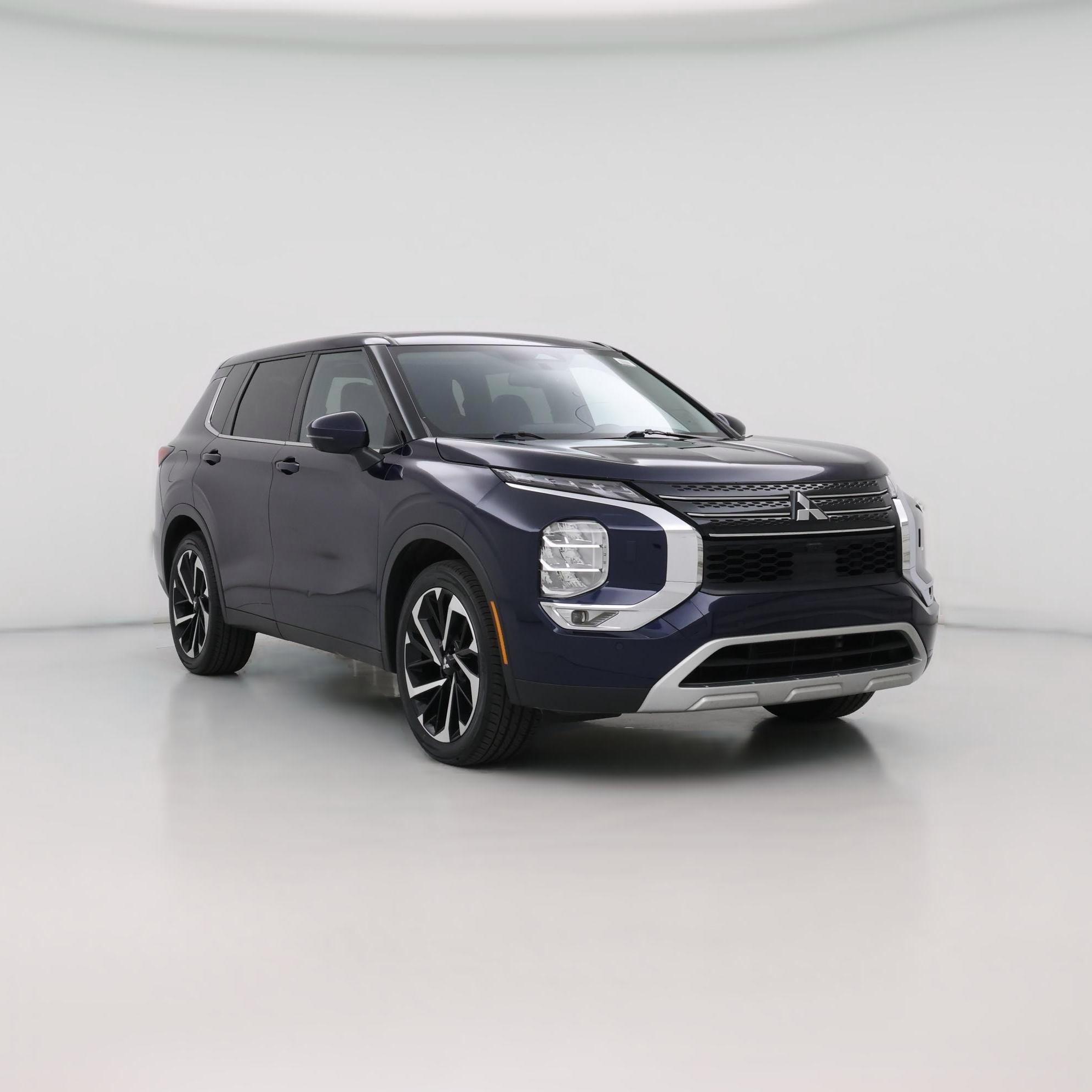 Thumbnail: 2022 Mitsubishi Outlander - 1