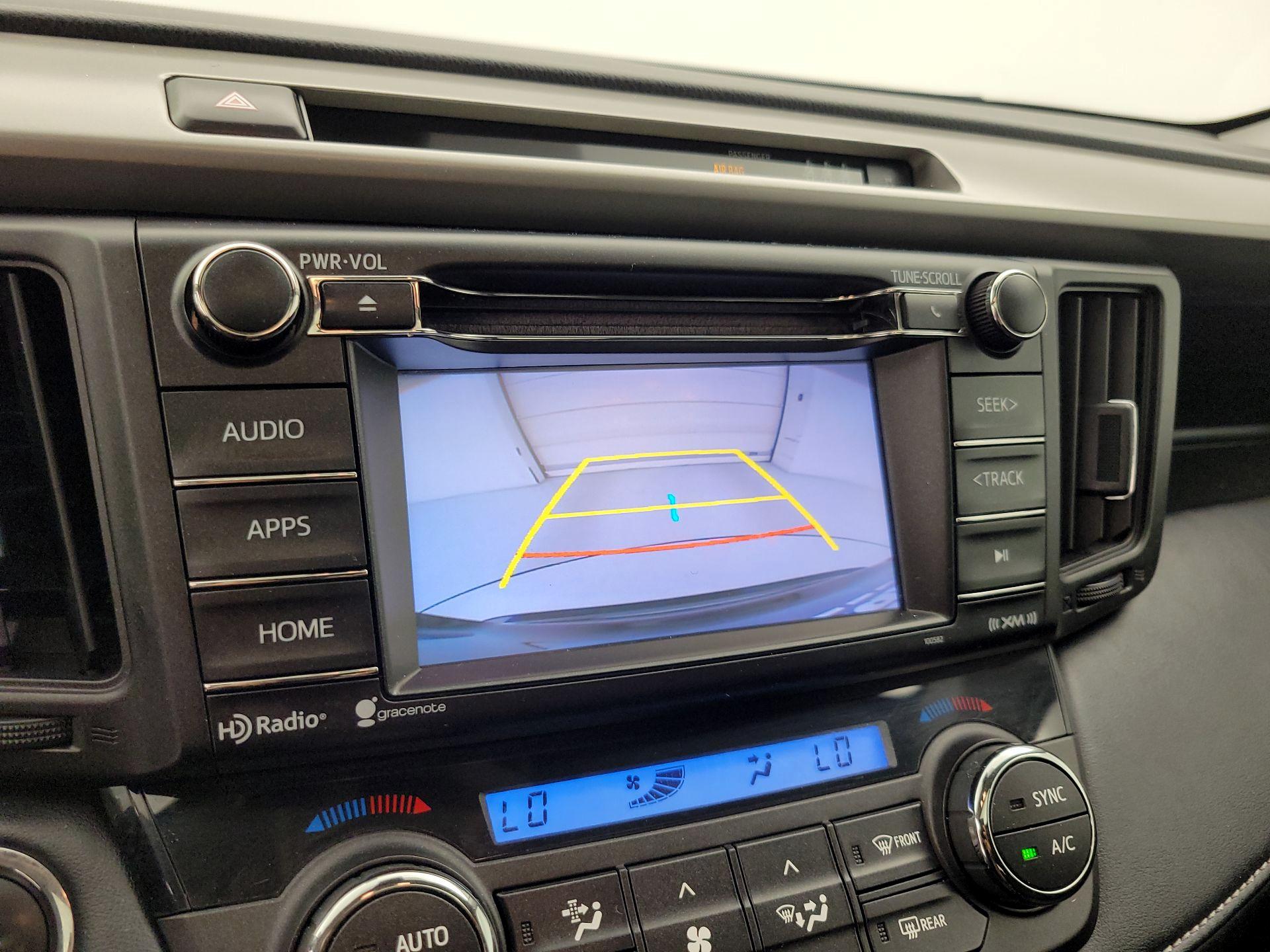 Thumbnail: 2018 Toyota RAV4 - 14