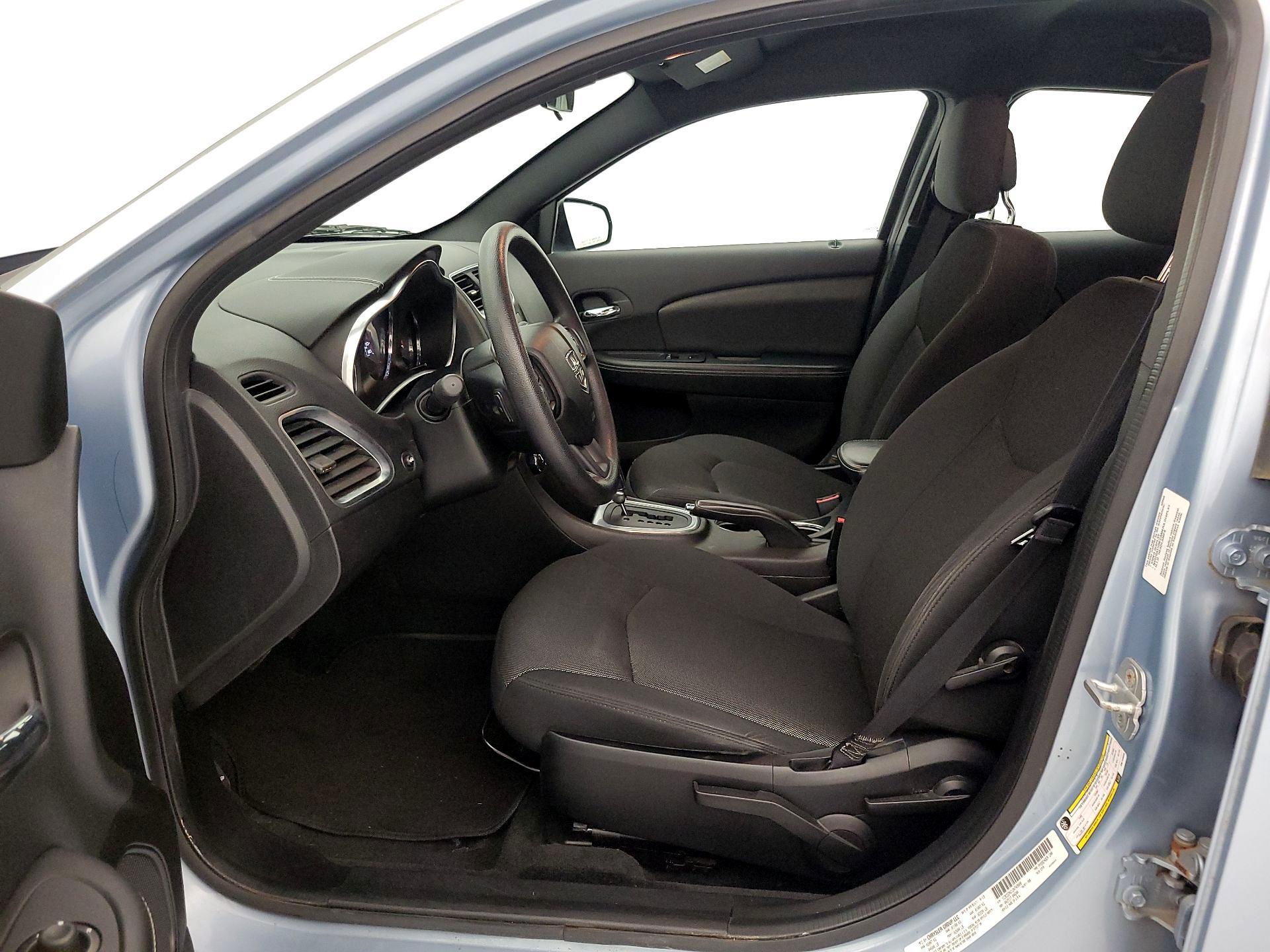 Thumbnail: 2013 Dodge Avenger - 11
