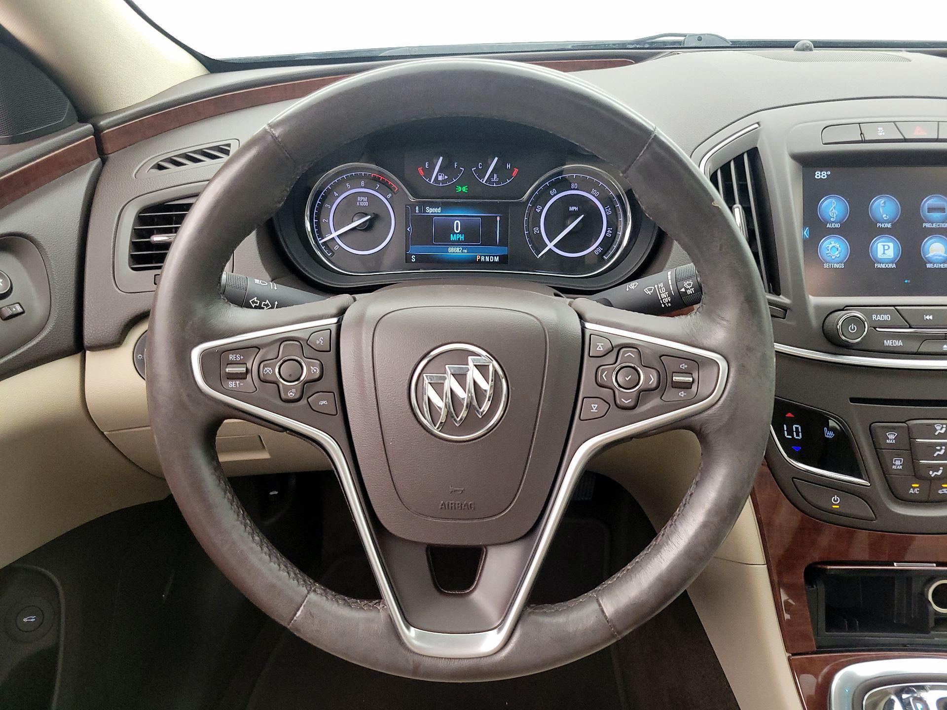 Thumbnail: 2017 Buick Regal - 10