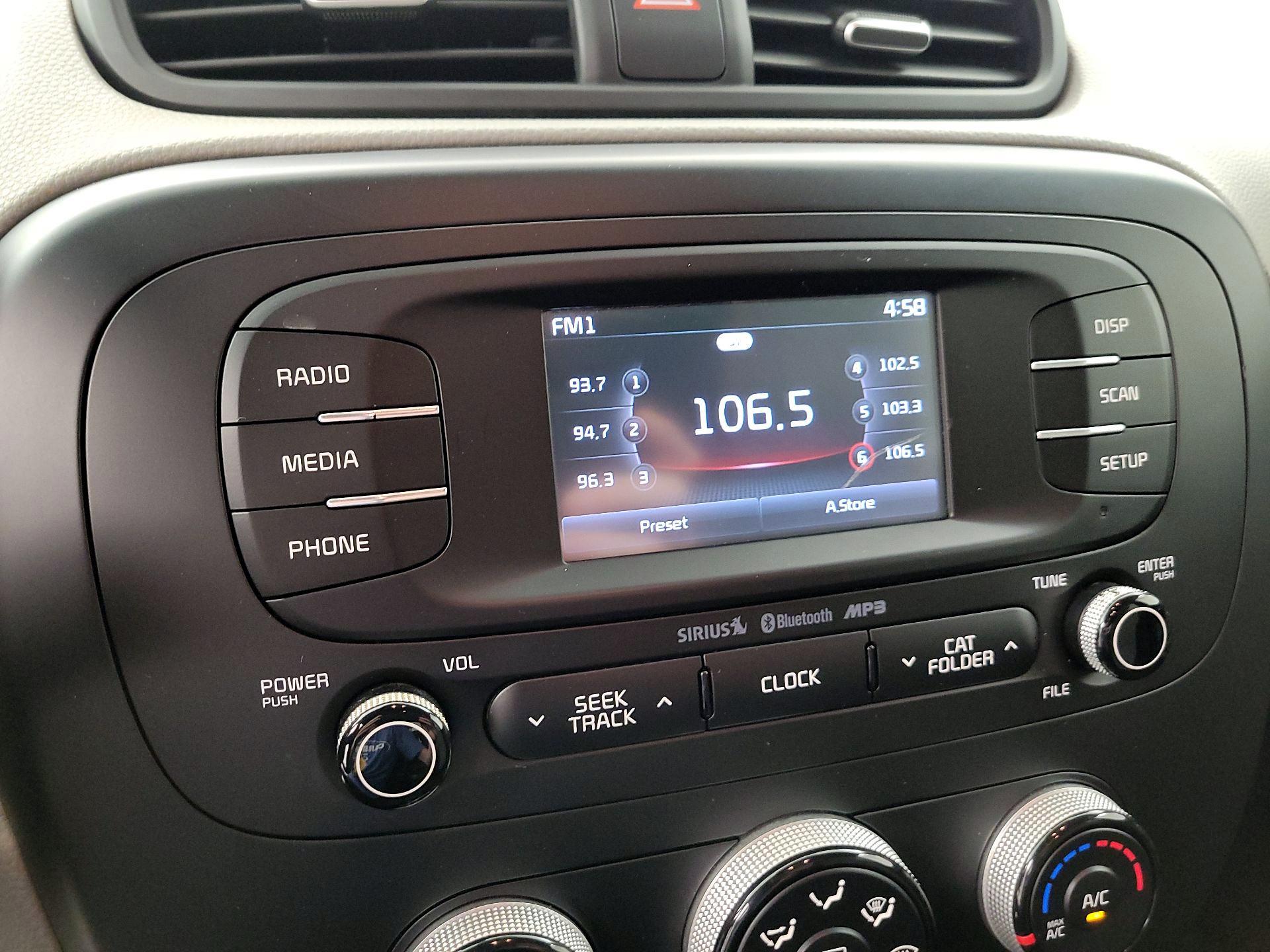 Thumbnail: 2016 Kia Soul - 15