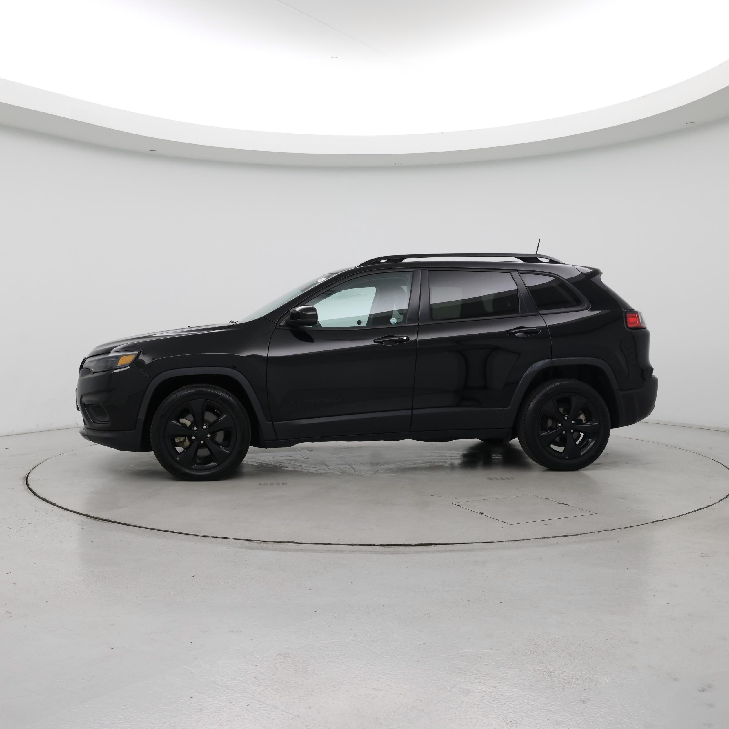 Thumbnail: 2021 Jeep Cherokee - 3