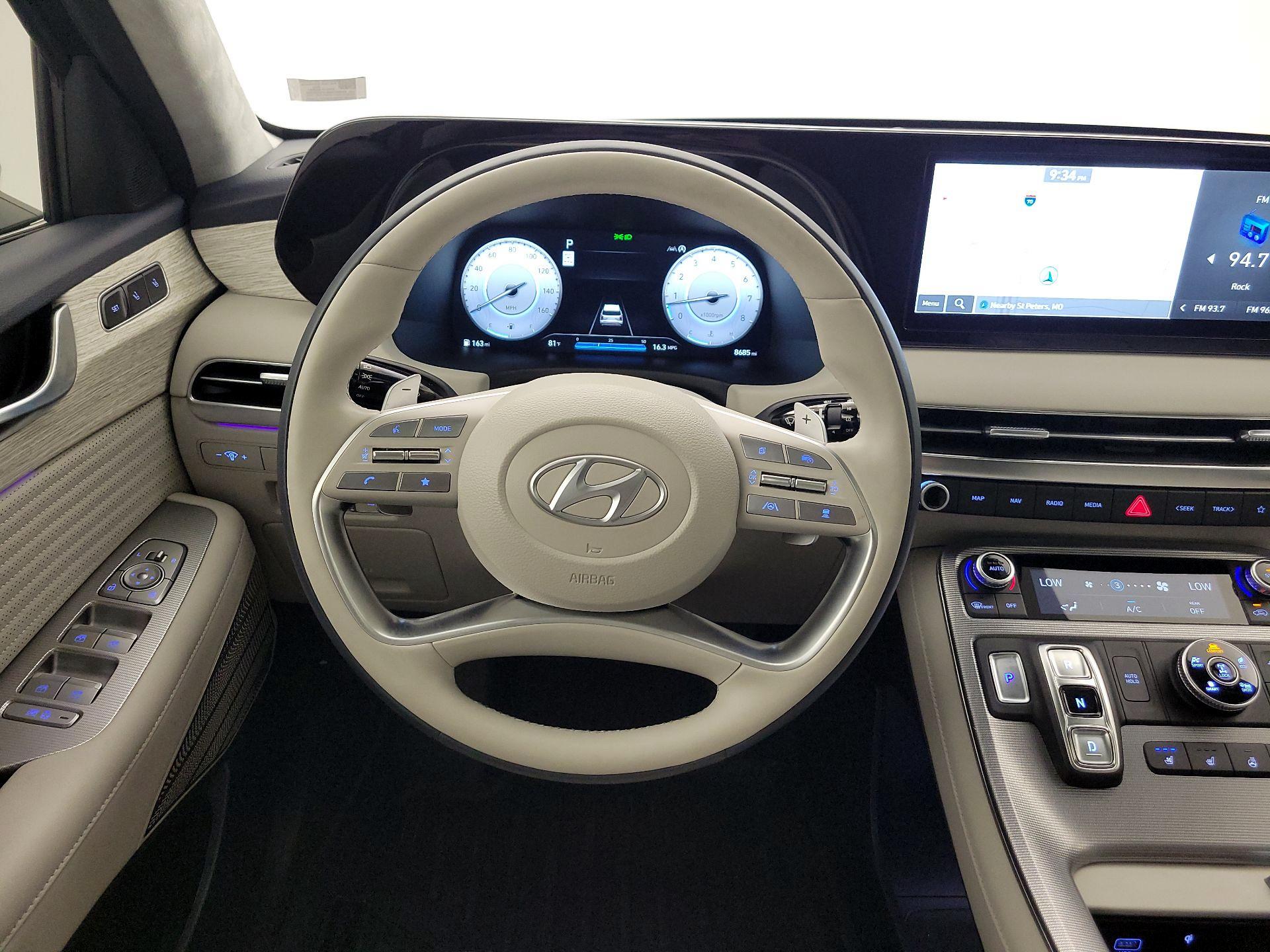 Thumbnail: 2023 Hyundai Palisade - 10