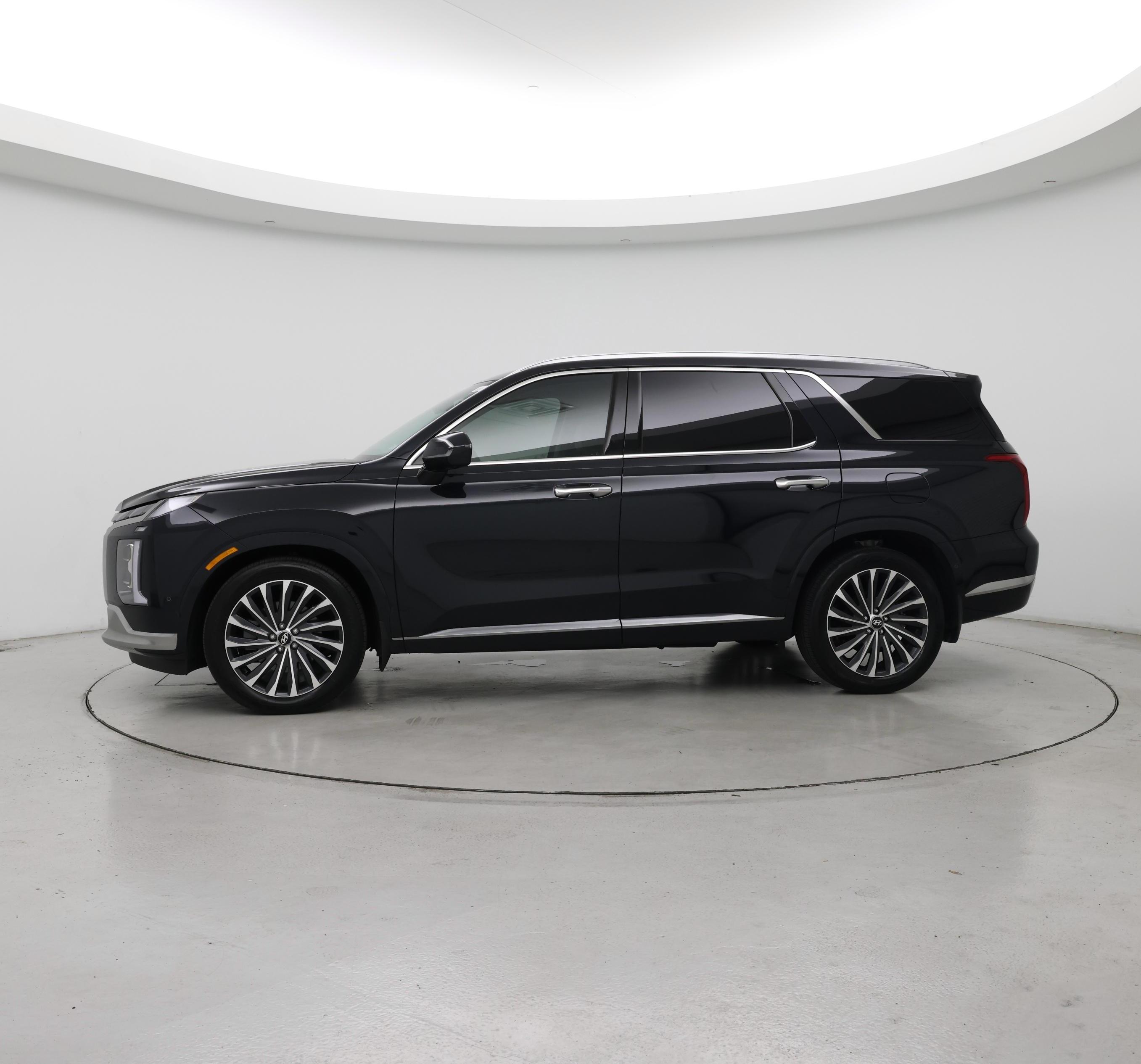 Thumbnail: 2023 Hyundai Palisade - 3