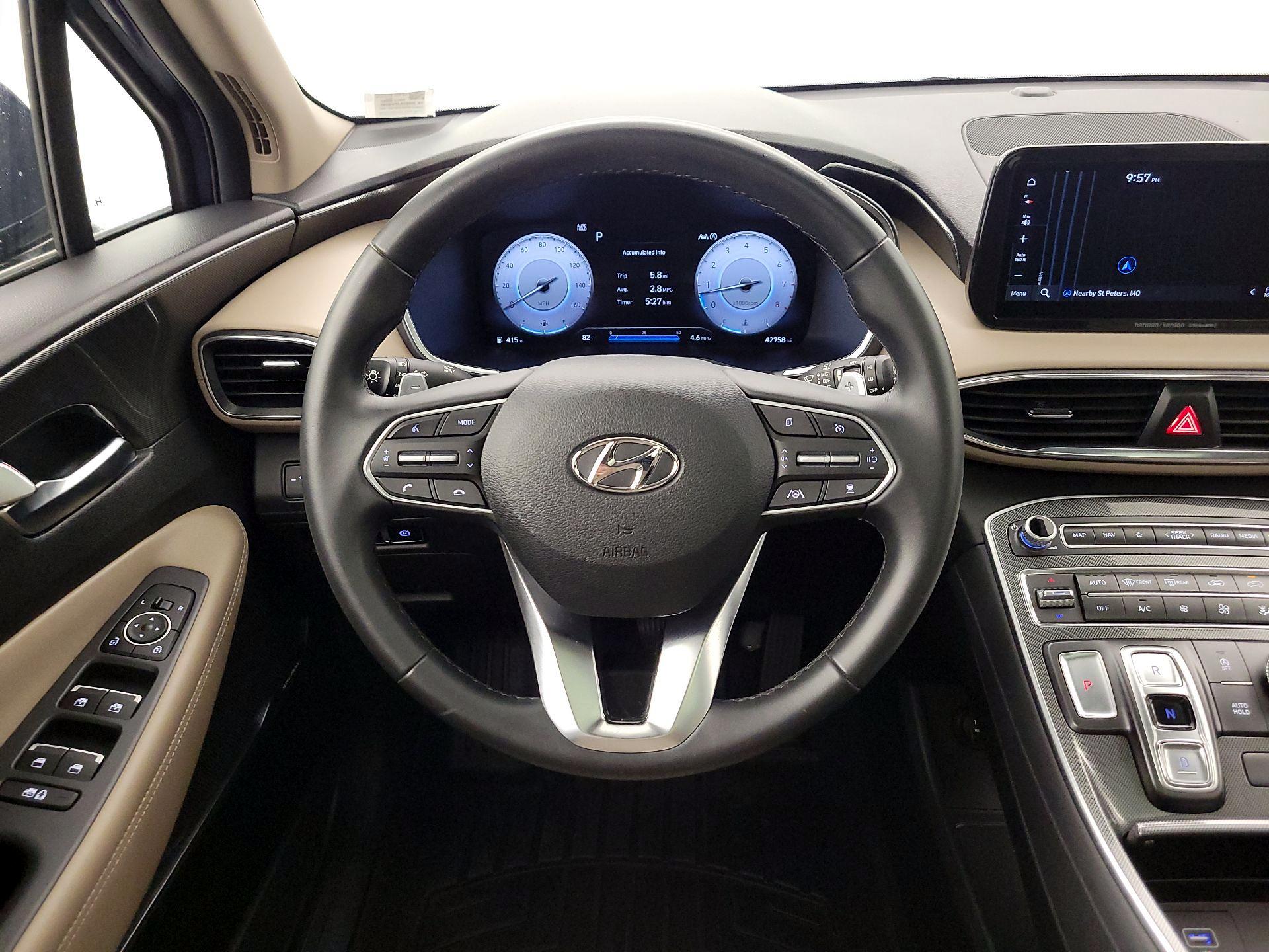 Thumbnail: 2023 Hyundai Santa Fe - 10