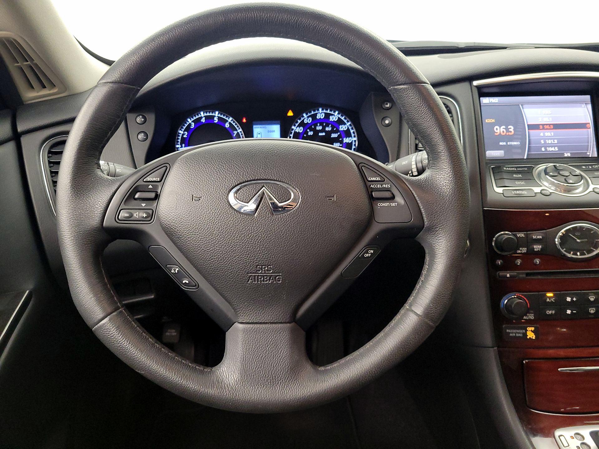 Thumbnail: 2016 INFINITI QX50 - 10