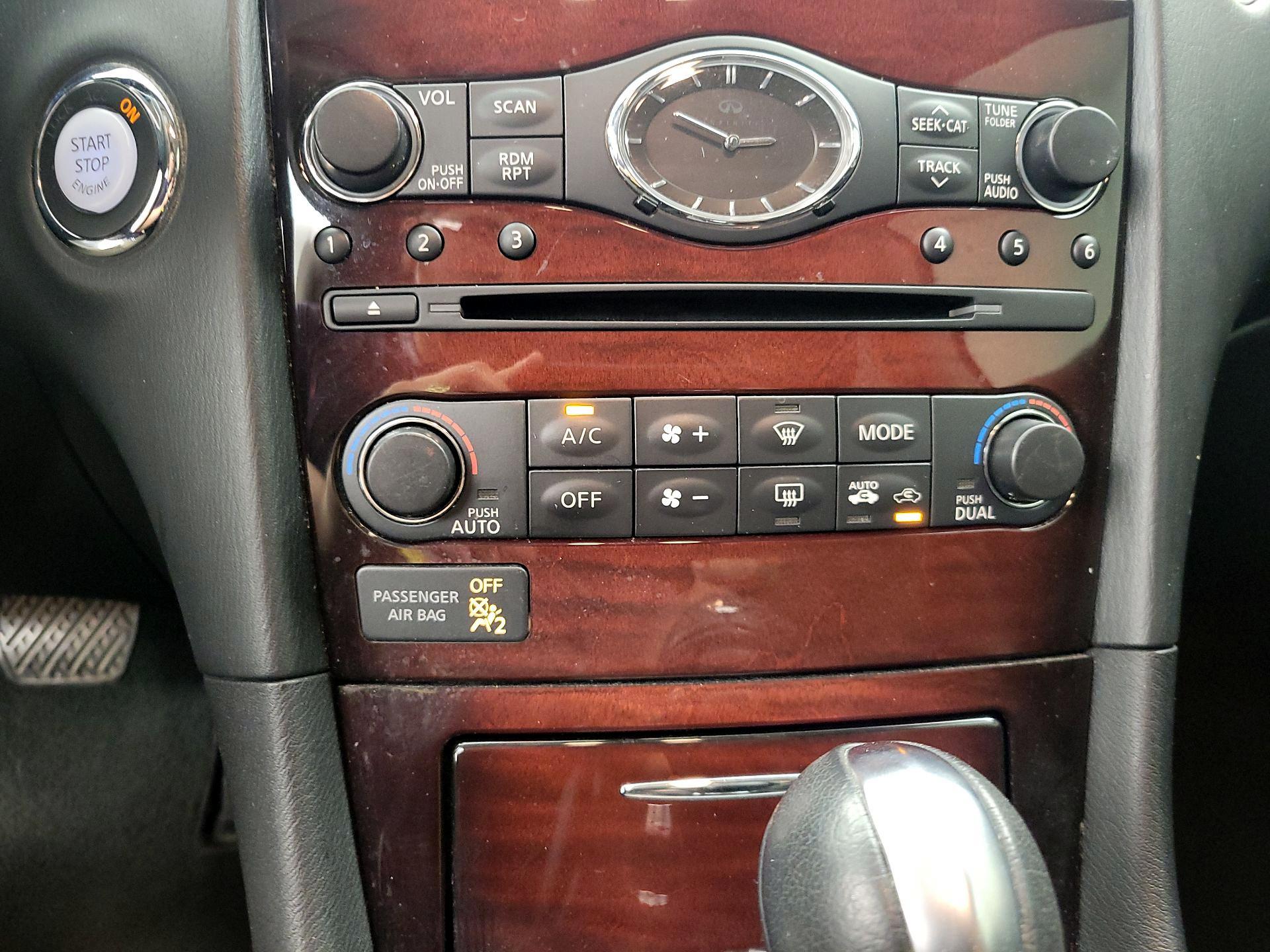 Thumbnail: 2016 INFINITI QX50 - 16