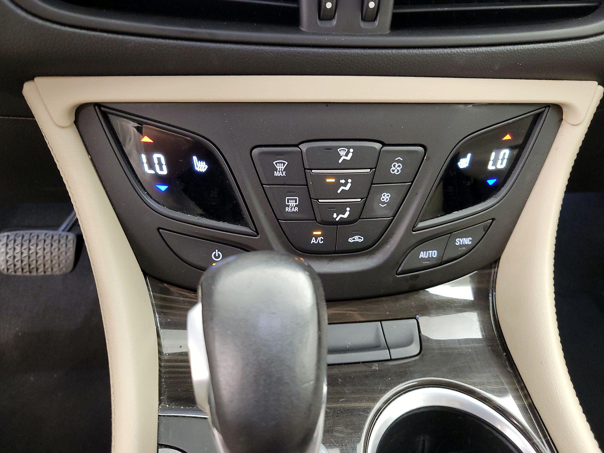 Thumbnail: 2020 Buick Envision - 16