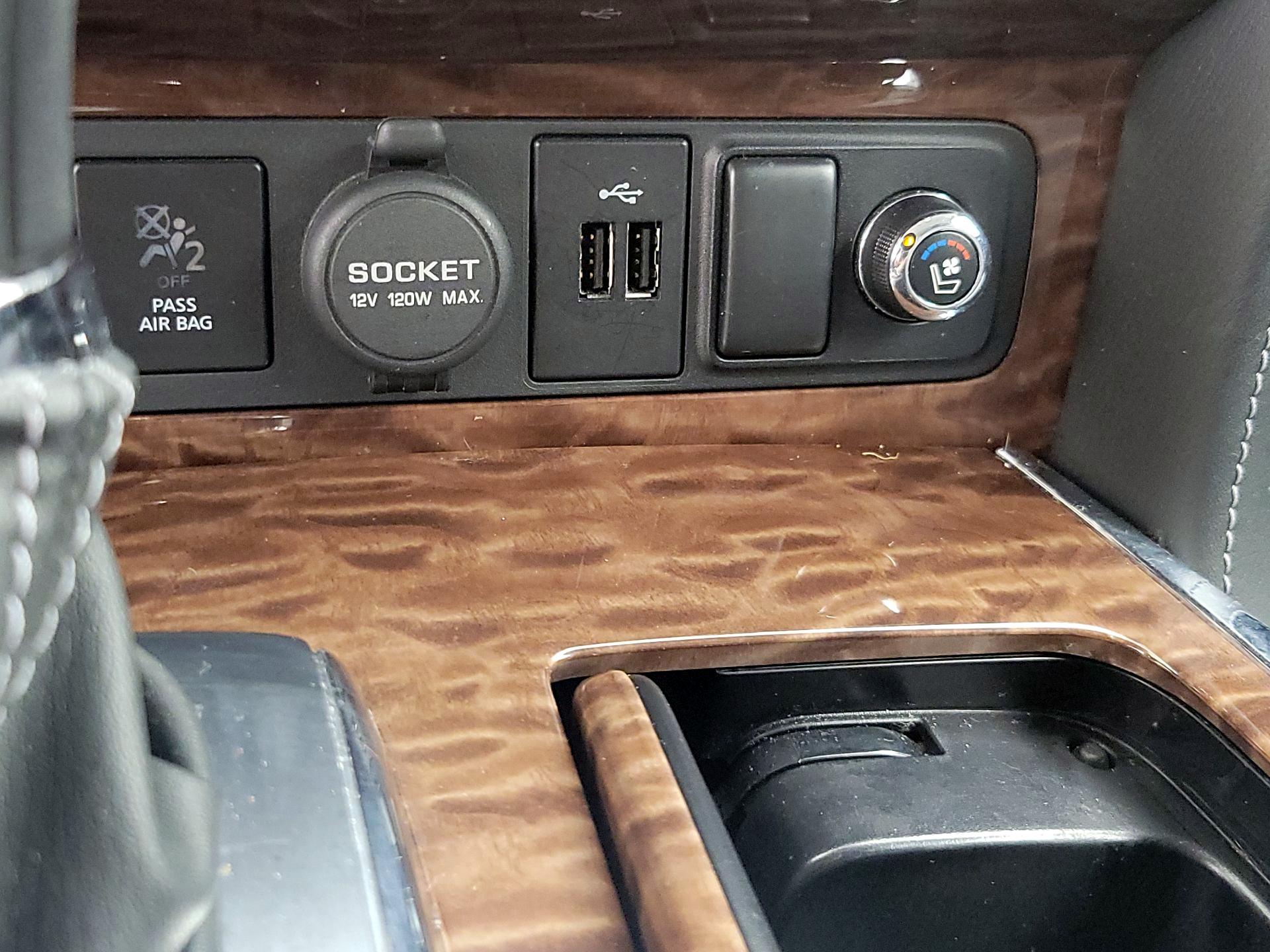Thumbnail: 2019 Nissan Armada - 19