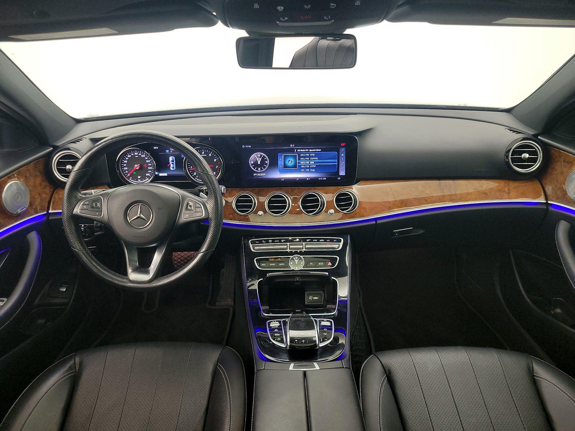 Thumbnail: 2018 Mercedes-Benz E-Class - 9
