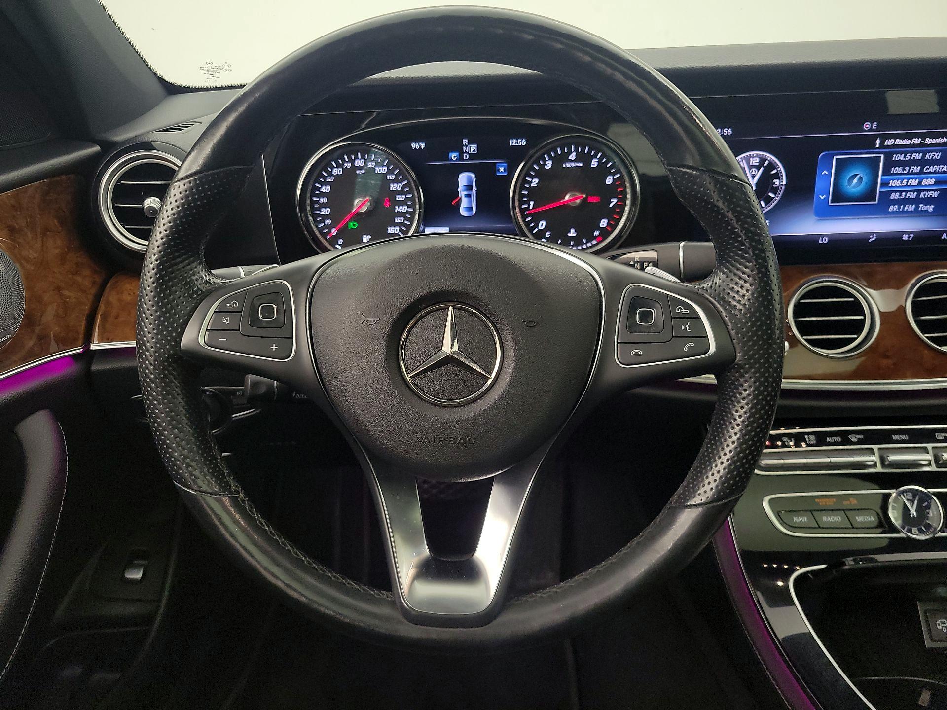 Thumbnail: 2018 Mercedes-Benz E-Class - 10