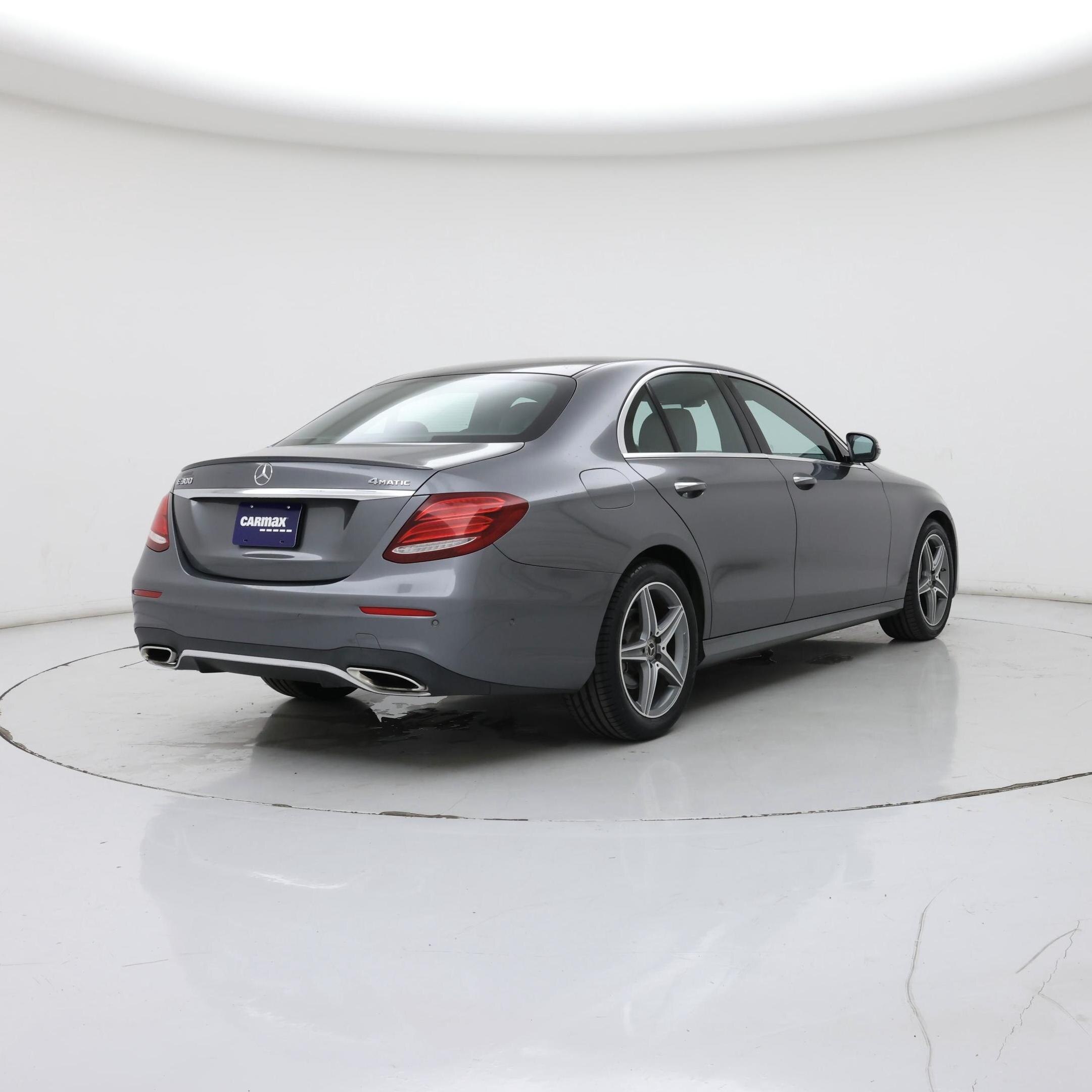 Thumbnail: 2018 Mercedes-Benz E-Class - 8