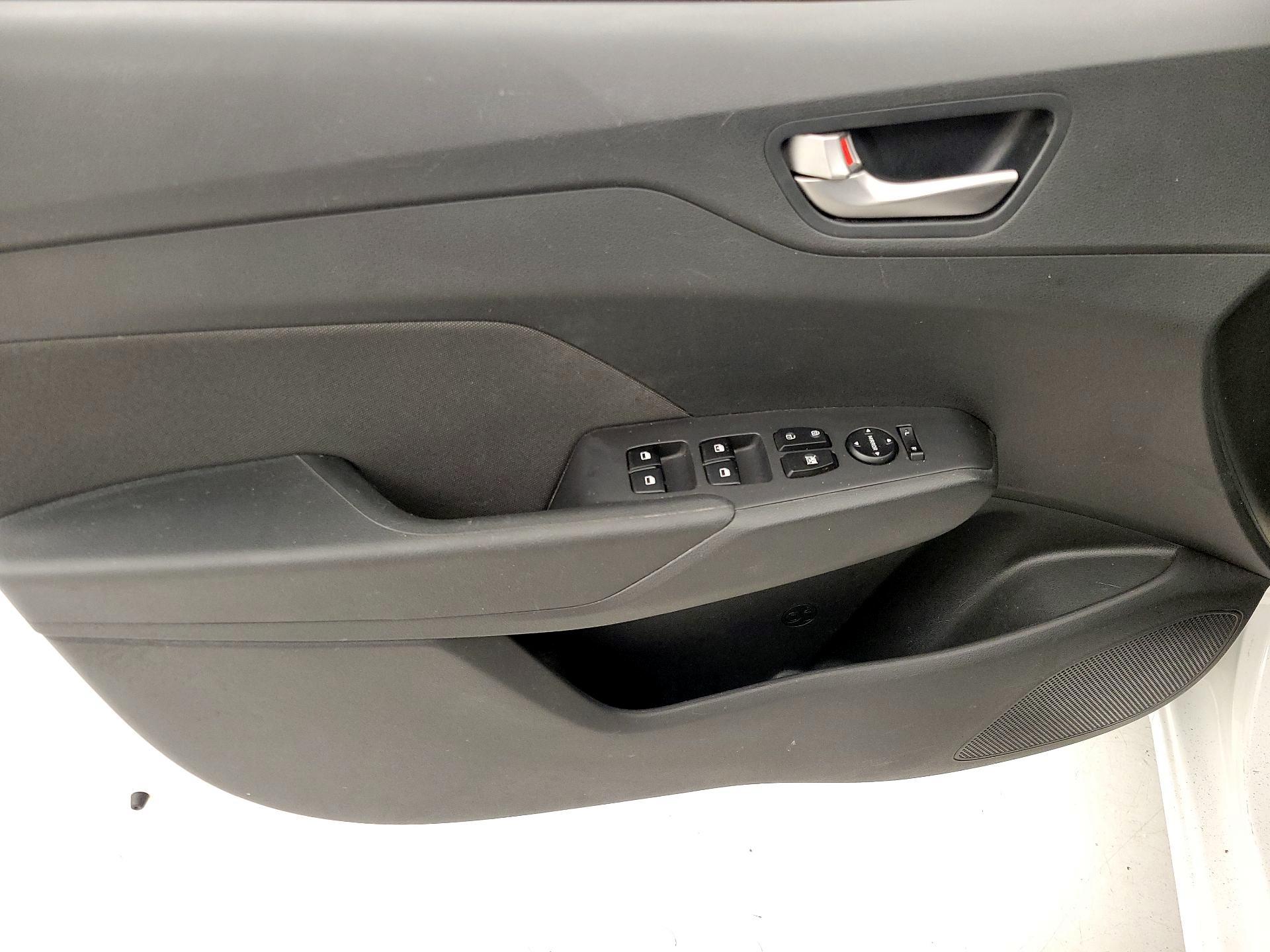 Thumbnail: 2019 Hyundai Accent - 12