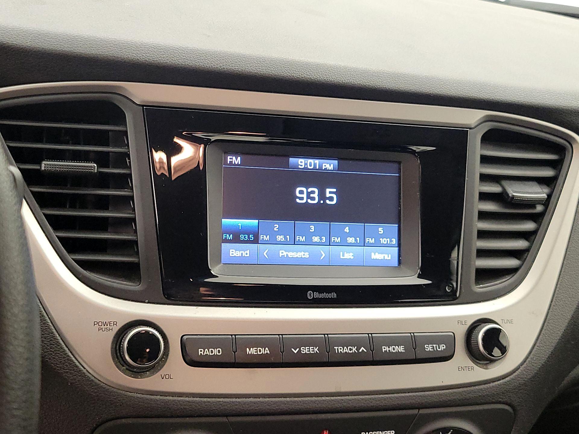 Thumbnail: 2019 Hyundai Accent - 15