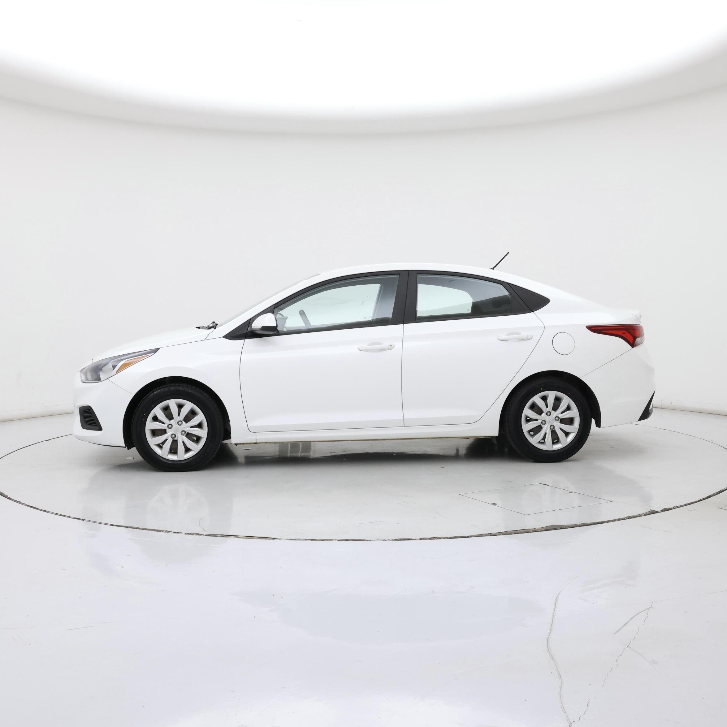 Thumbnail: 2019 Hyundai Accent - 3