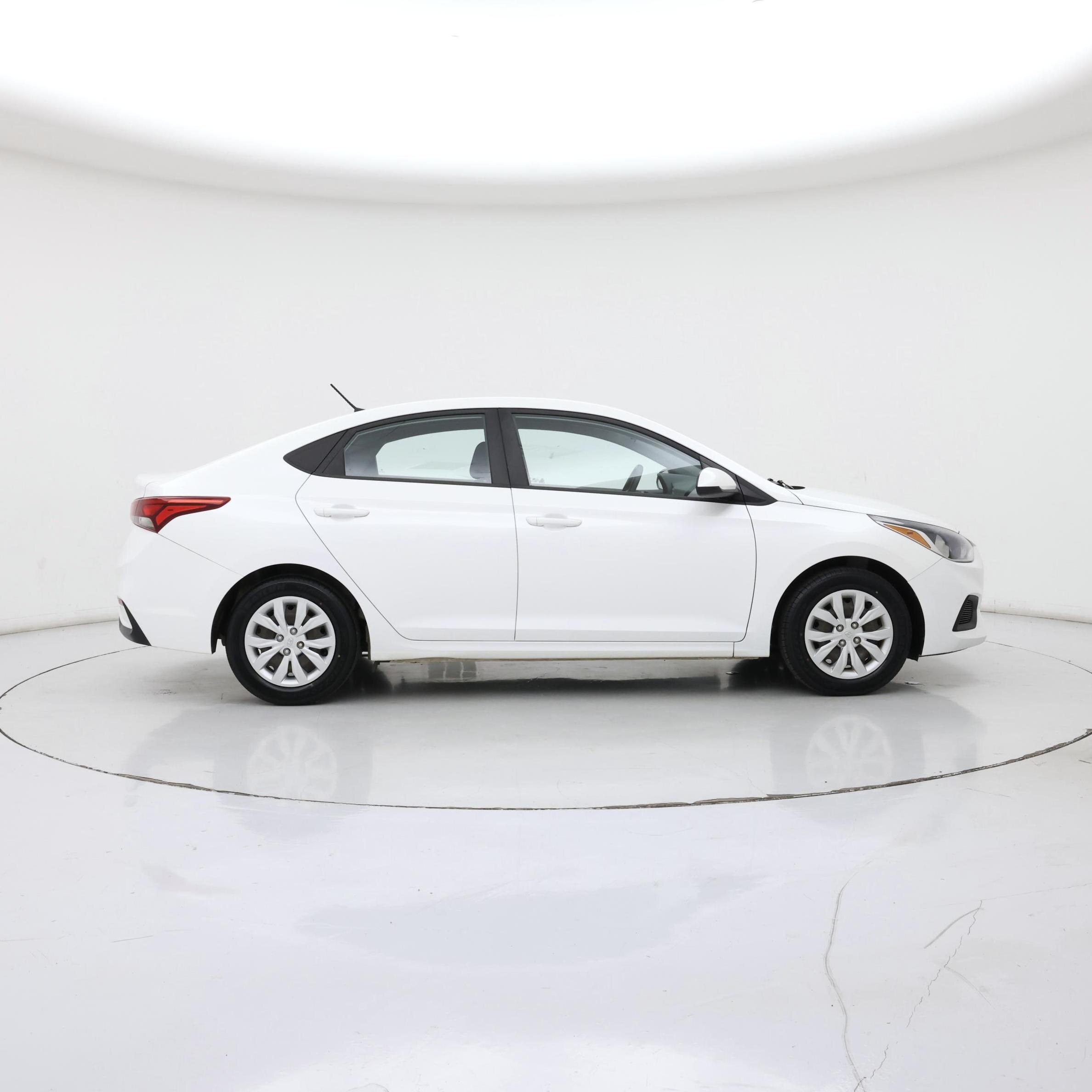 Thumbnail: 2019 Hyundai Accent - 7
