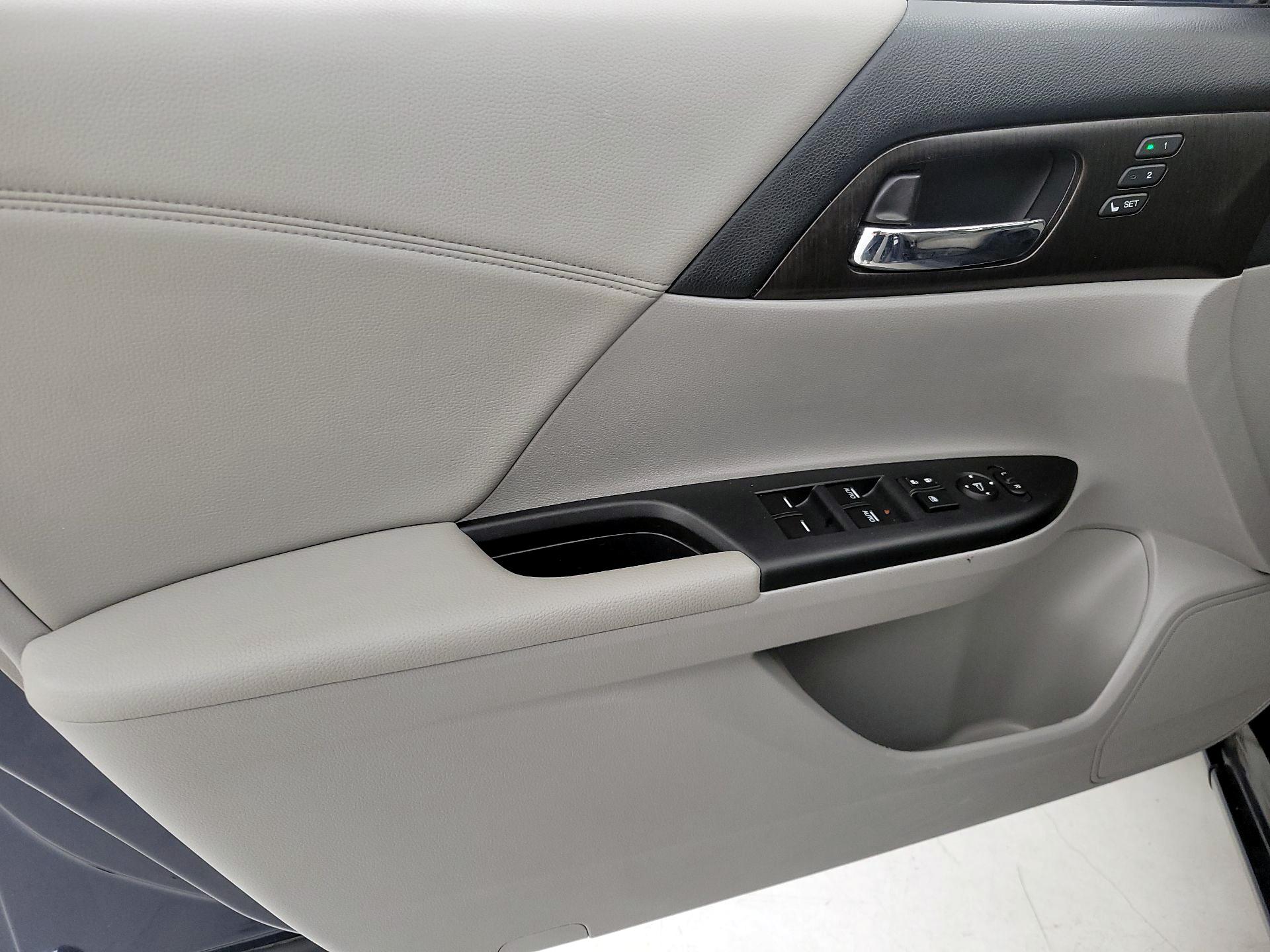 Thumbnail: 2014 Honda Accord - 12