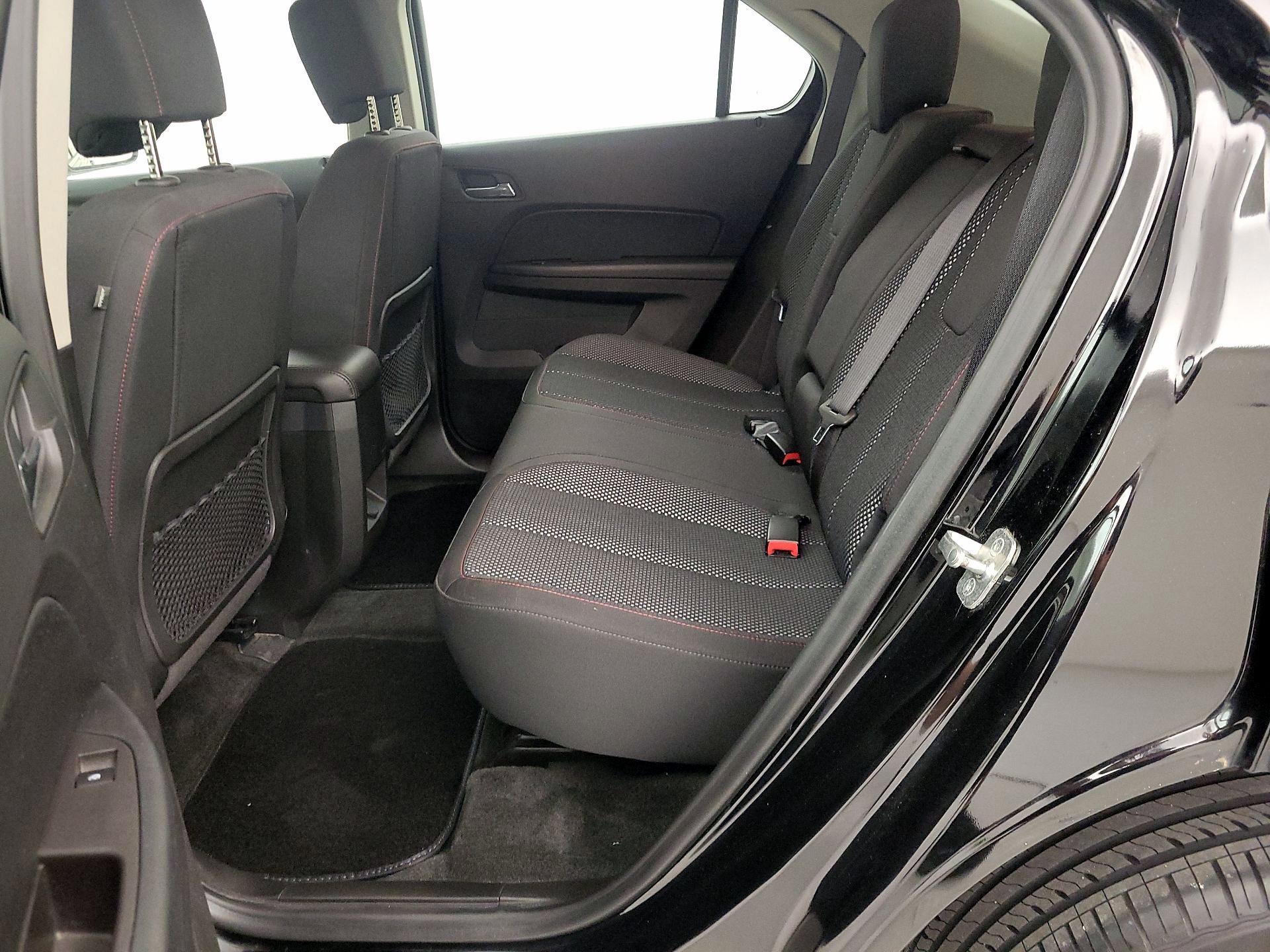 Thumbnail: 2017 Chevrolet Equinox - 18