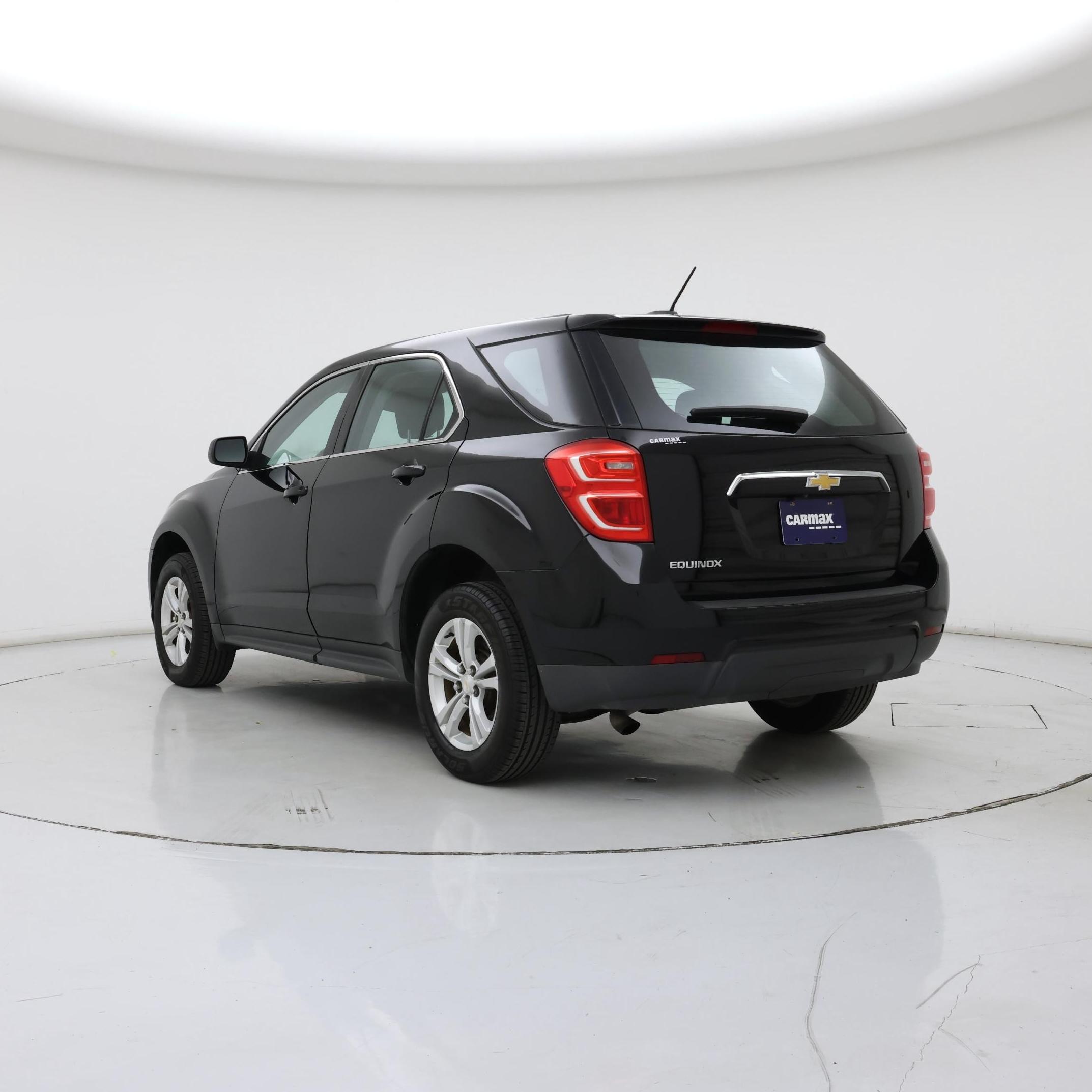 Thumbnail: 2017 Chevrolet Equinox - 2