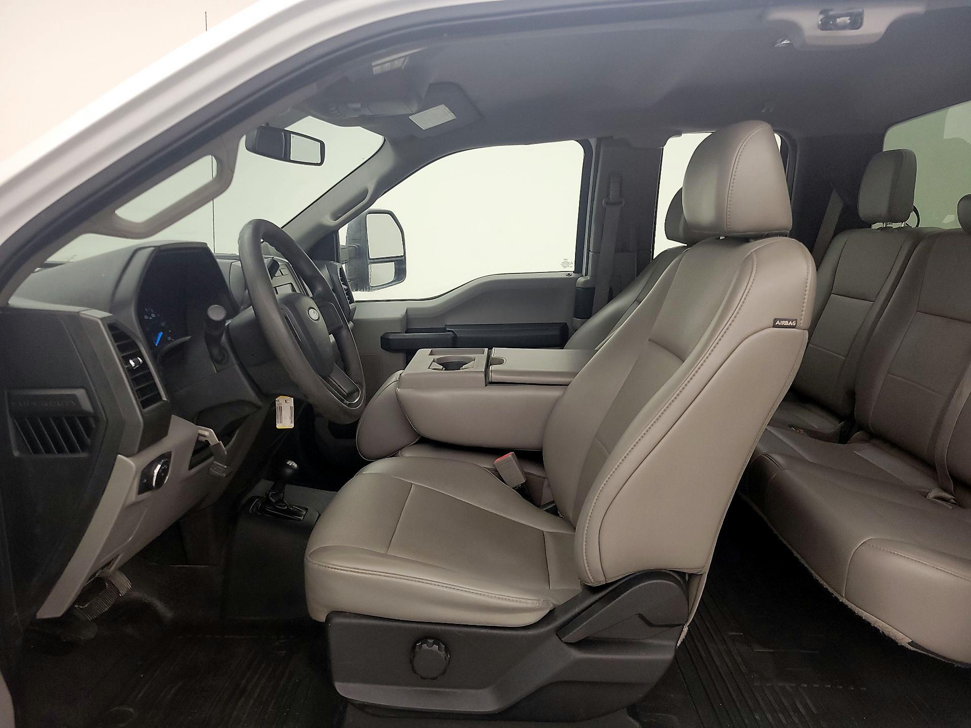 Thumbnail: 2019 Ford F-250 - 11