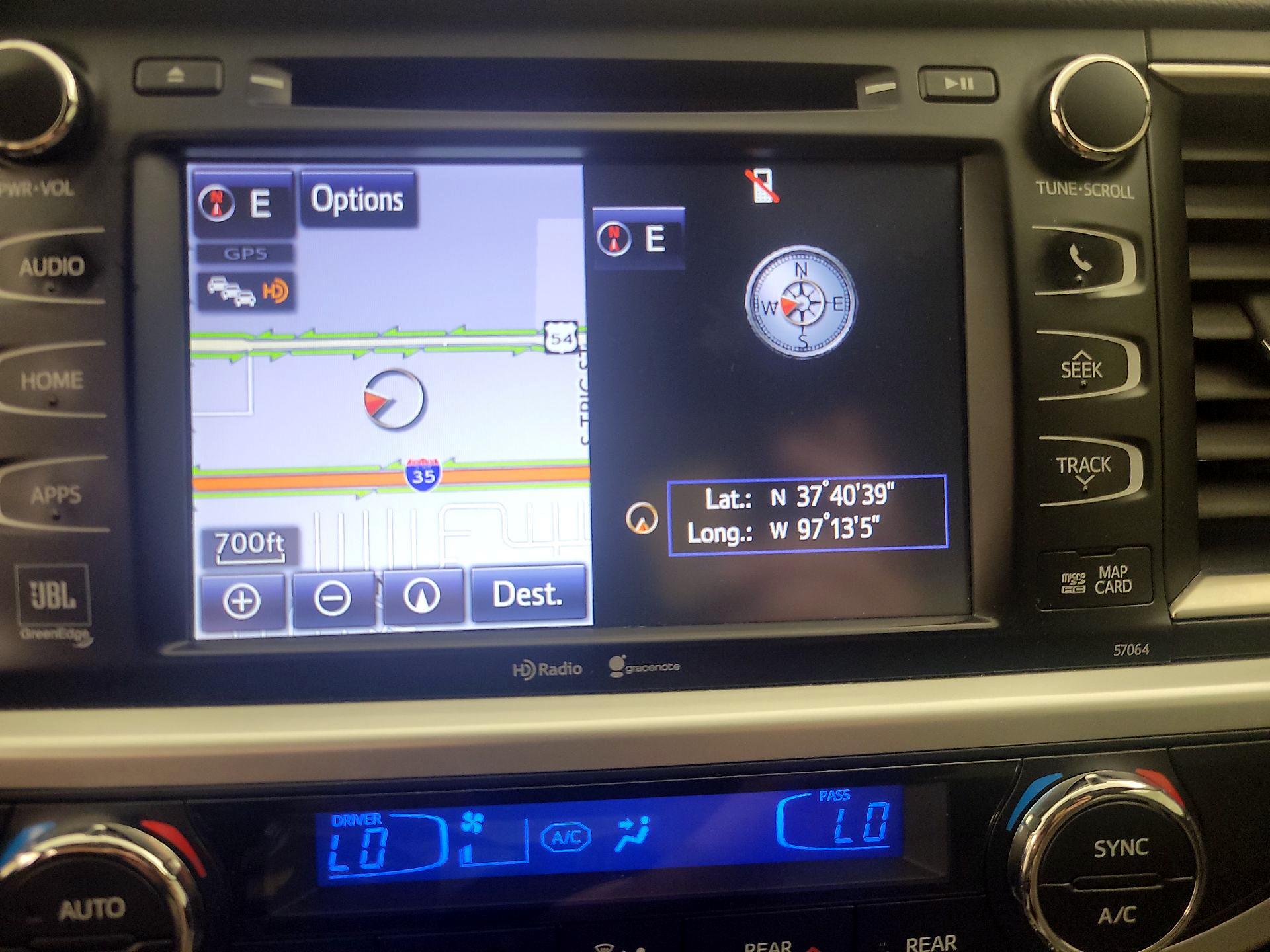 Thumbnail: 2015 Toyota Highlander - 14