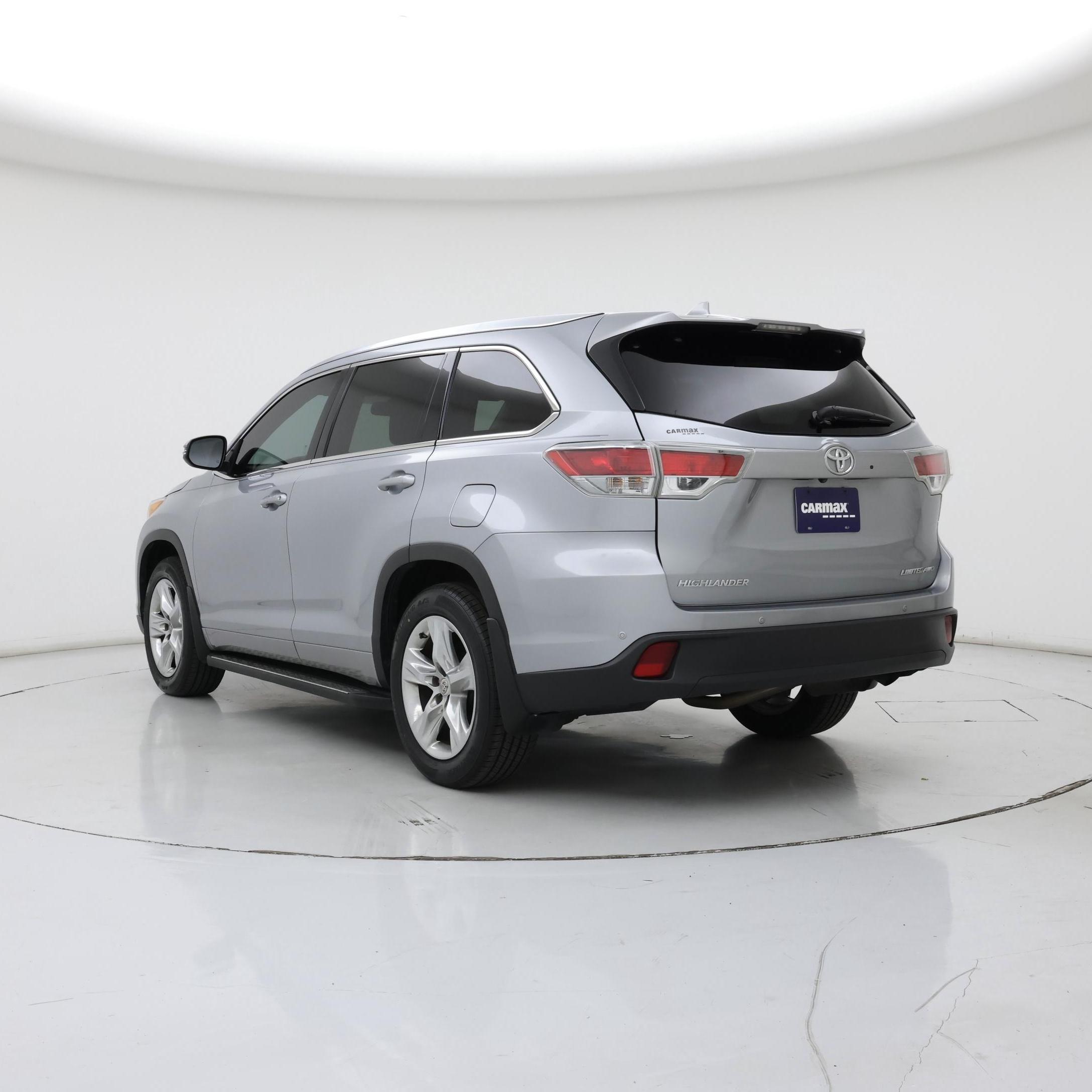 Thumbnail: 2015 Toyota Highlander - 2
