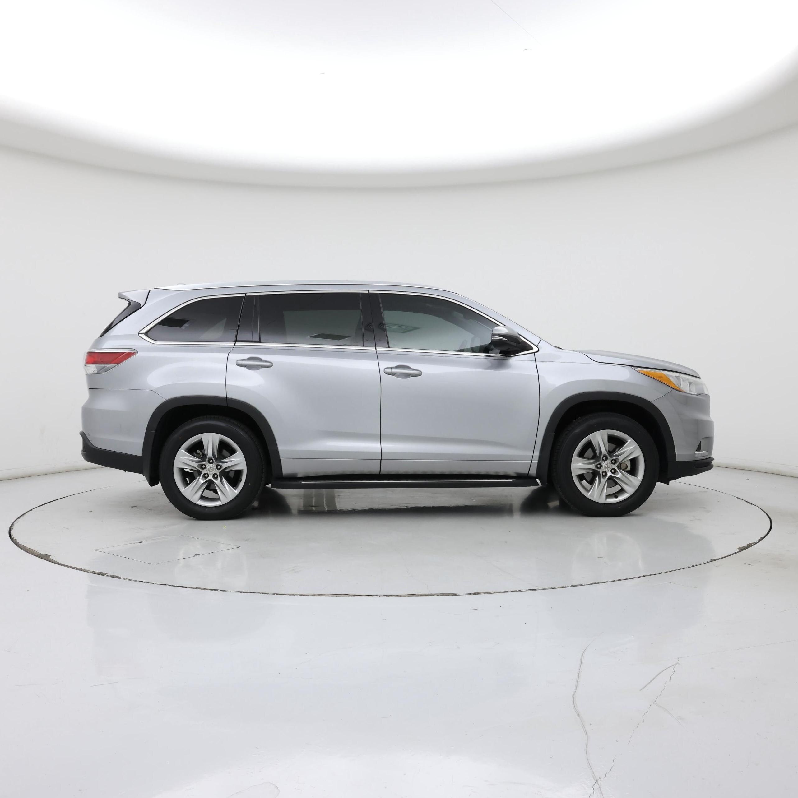 Thumbnail: 2015 Toyota Highlander - 7