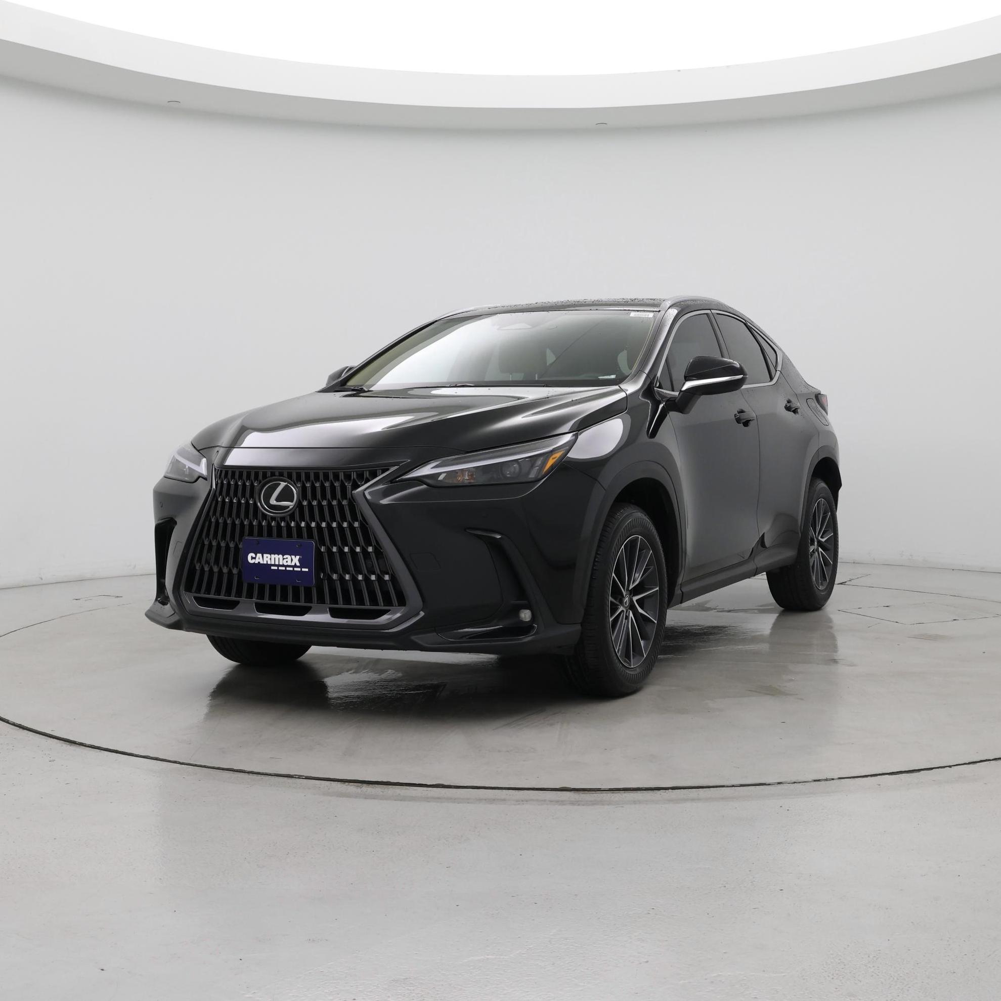 Thumbnail: 2025 Lexus NX - 4
