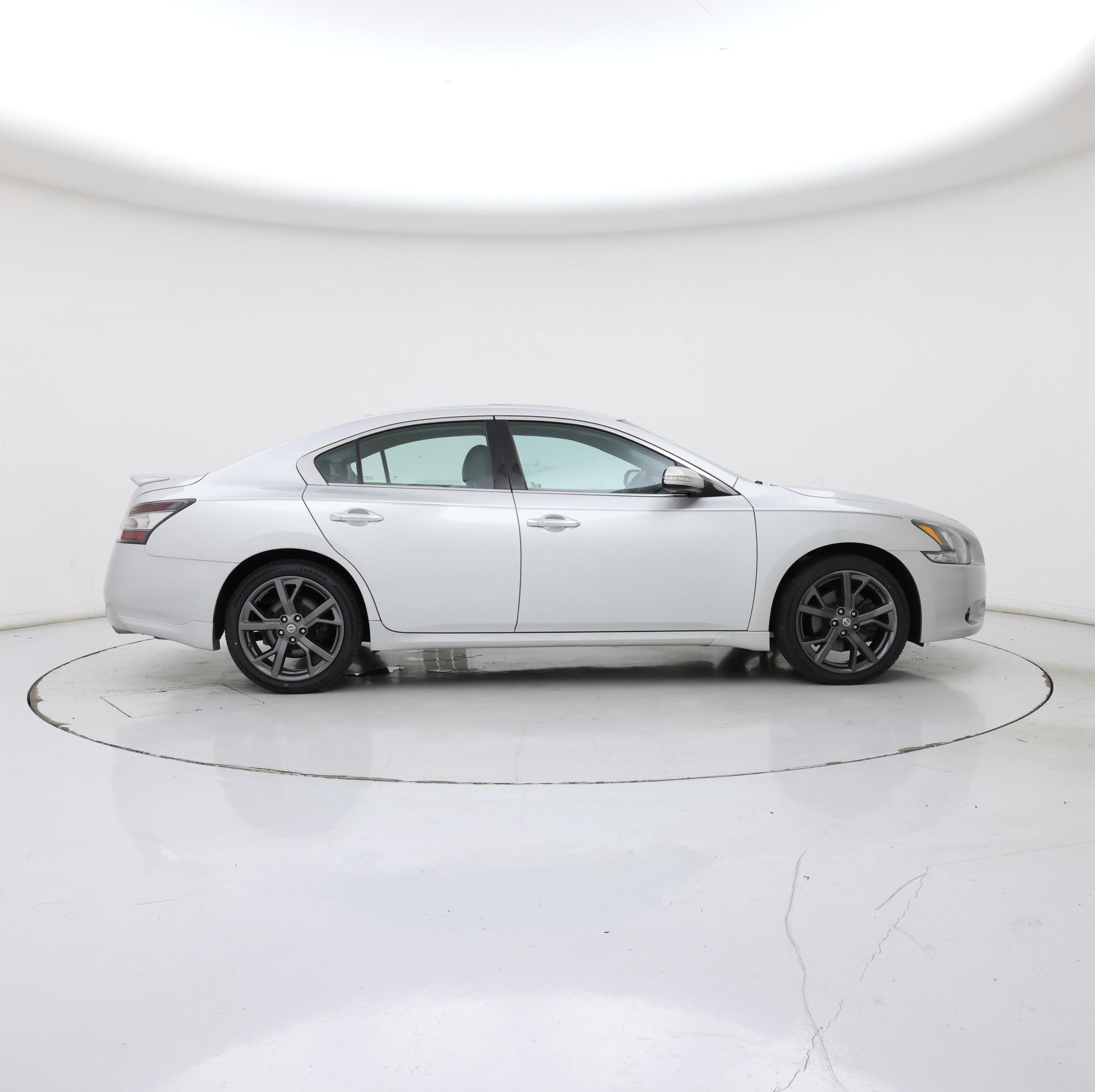 Thumbnail: 2013 Nissan Maxima - 7