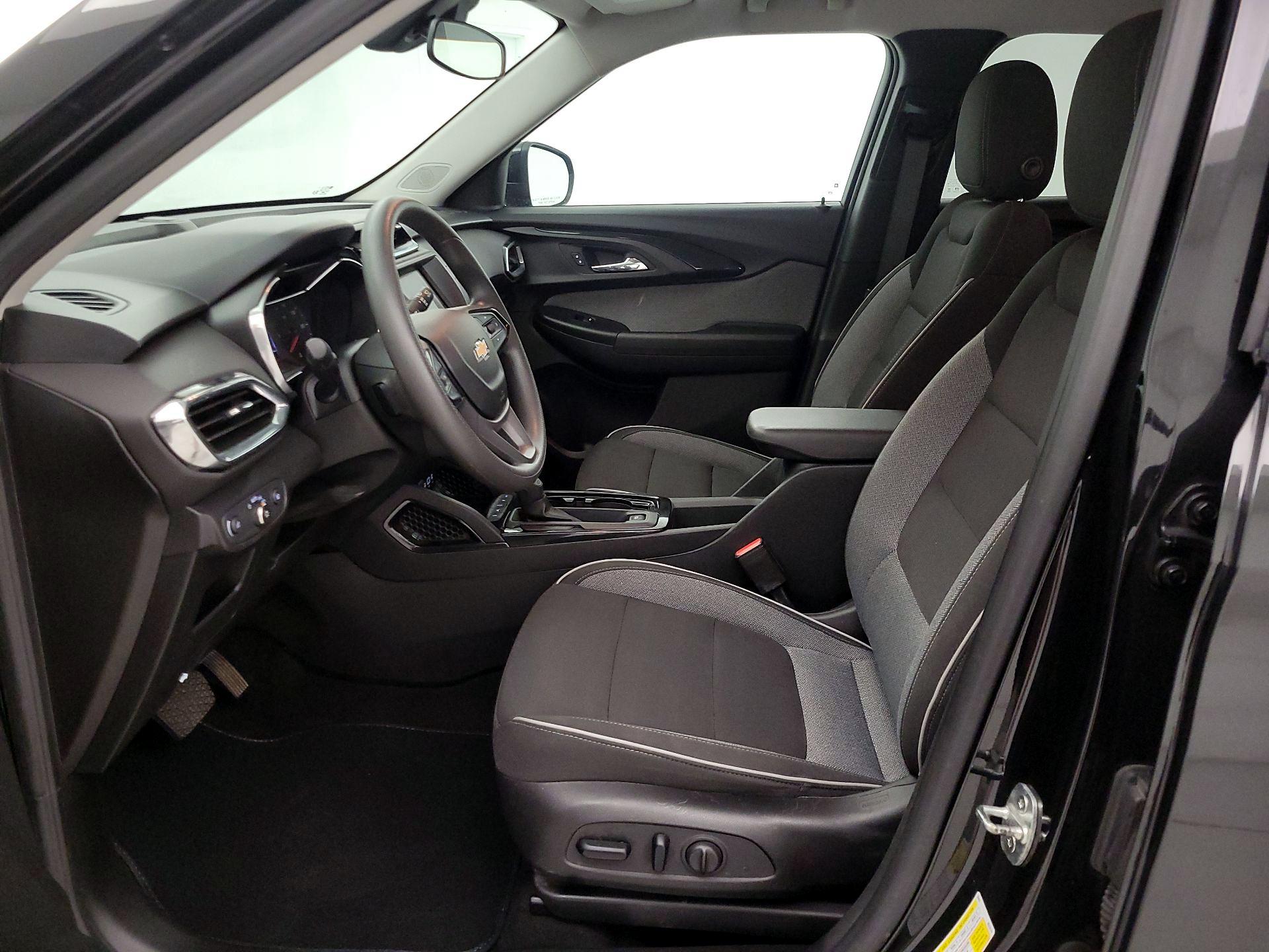 Thumbnail: 2022 Chevrolet TrailBlazer - 11
