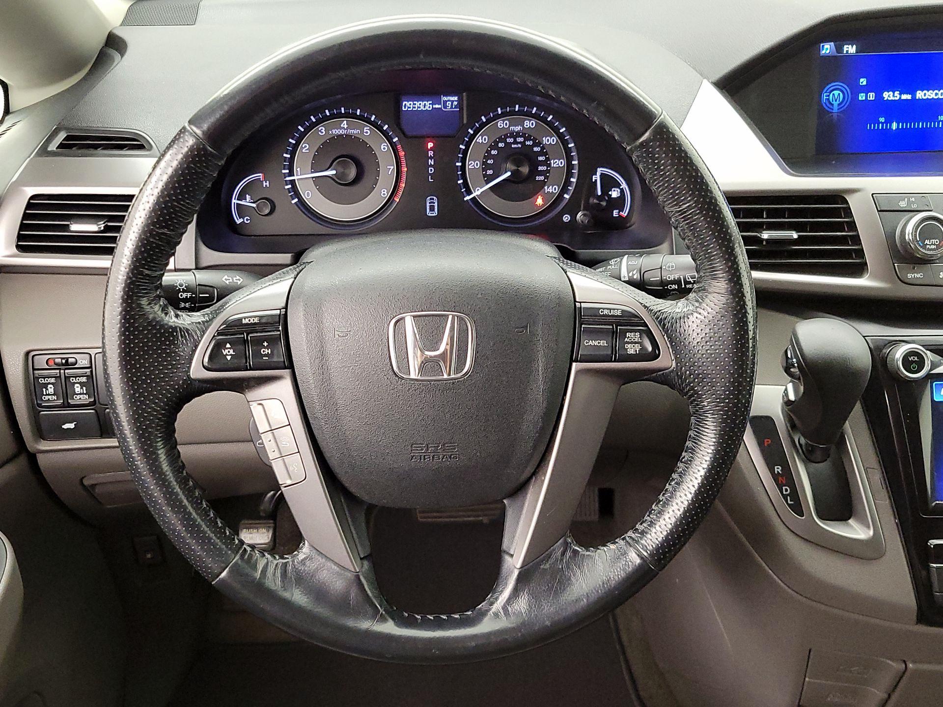 Thumbnail: 2017 Honda Odyssey - 10