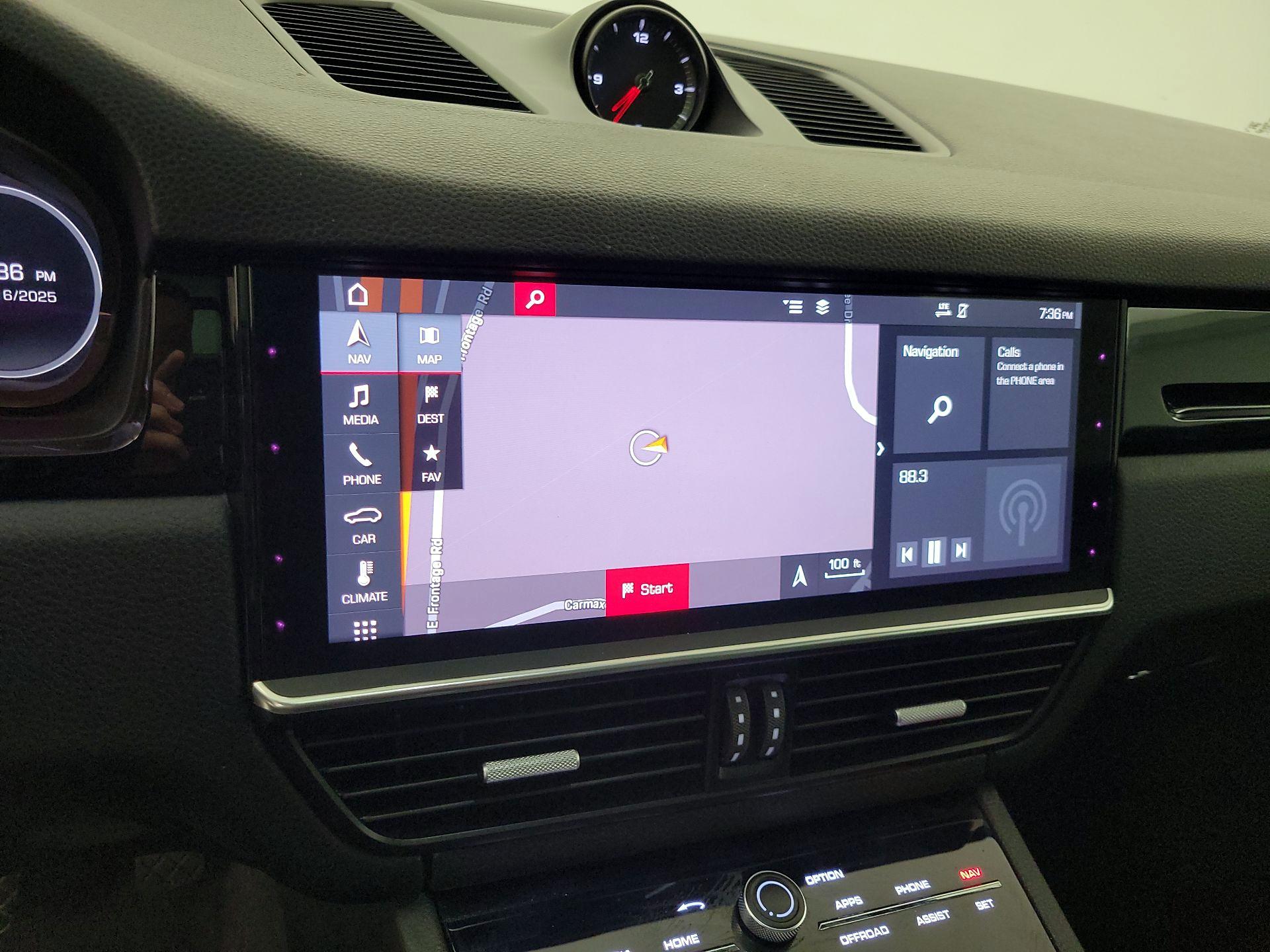 Thumbnail: 2019 Porsche Cayenne - 14