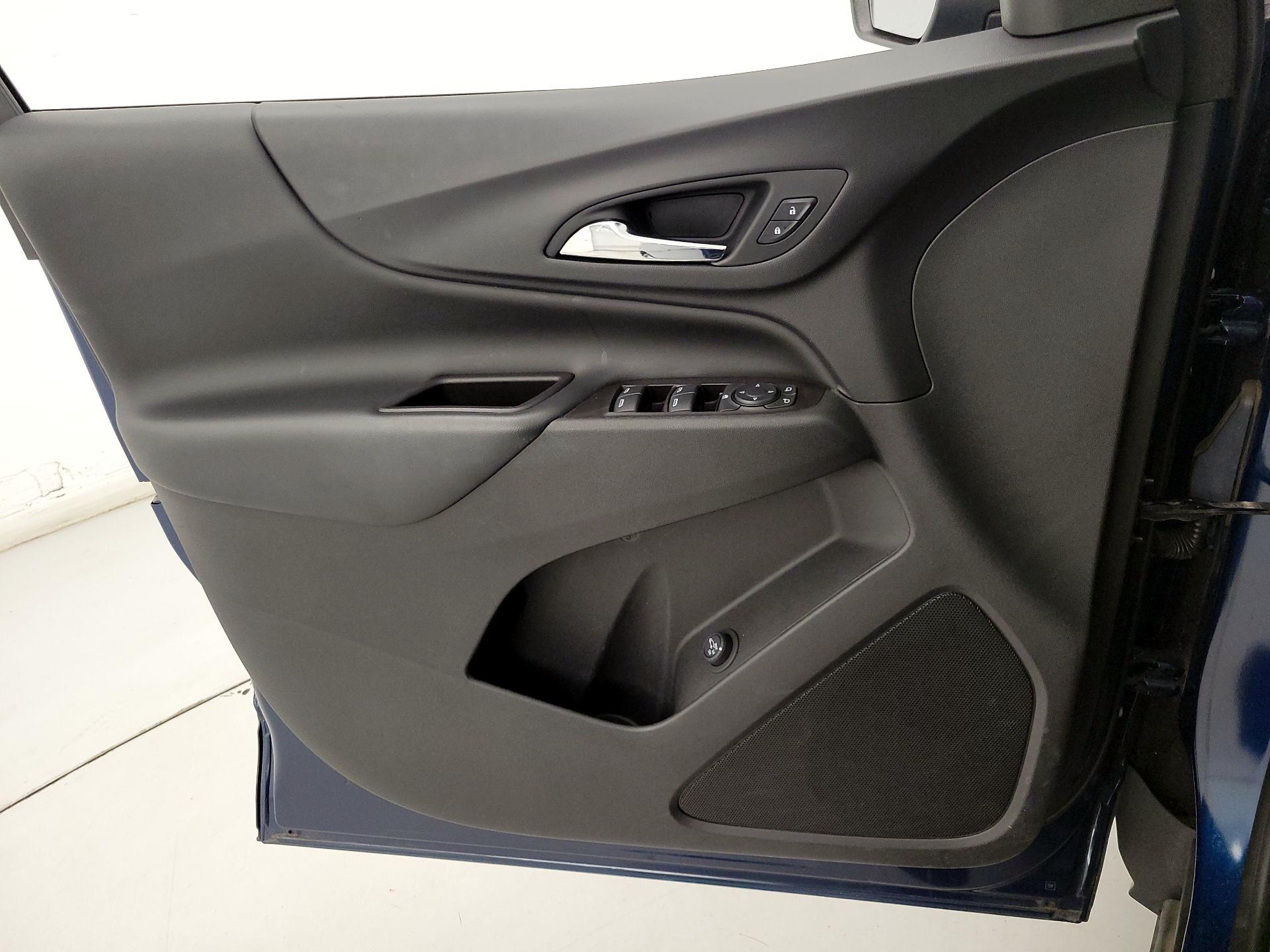 Thumbnail: 2021 Chevrolet Equinox - 12