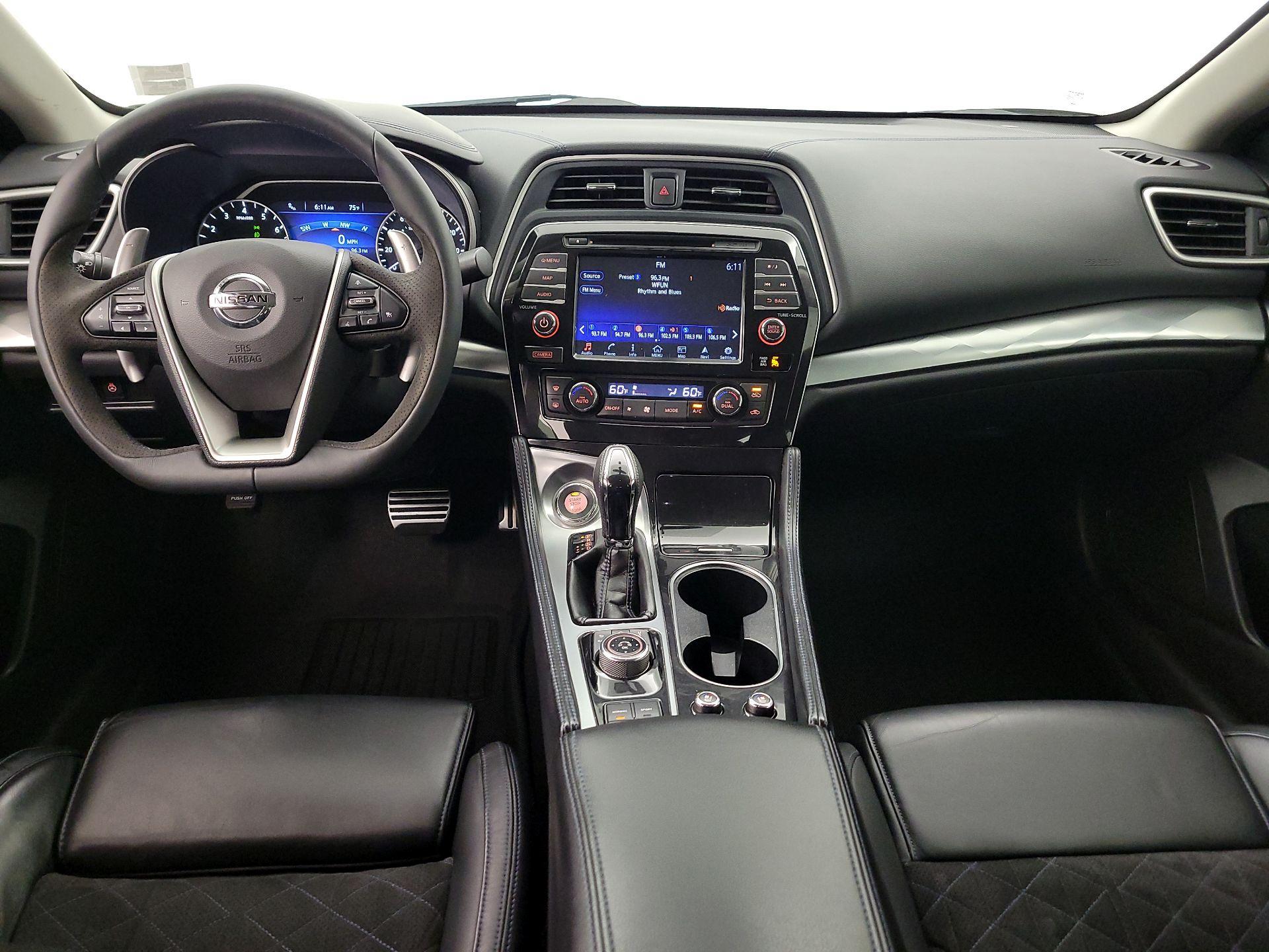 Thumbnail: 2016 Nissan Maxima - 9