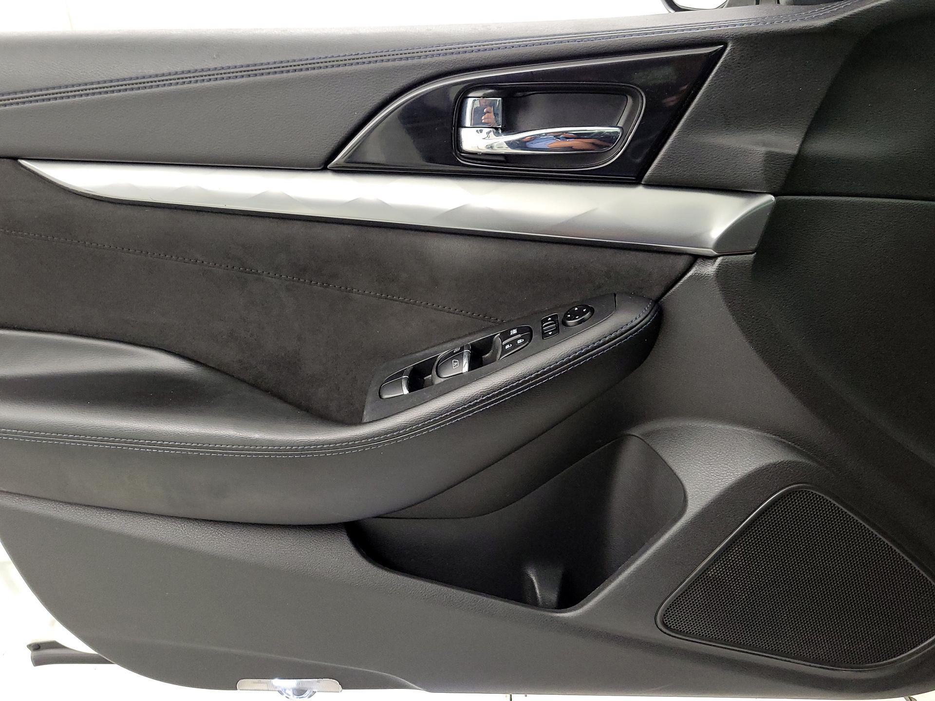 Thumbnail: 2016 Nissan Maxima - 12