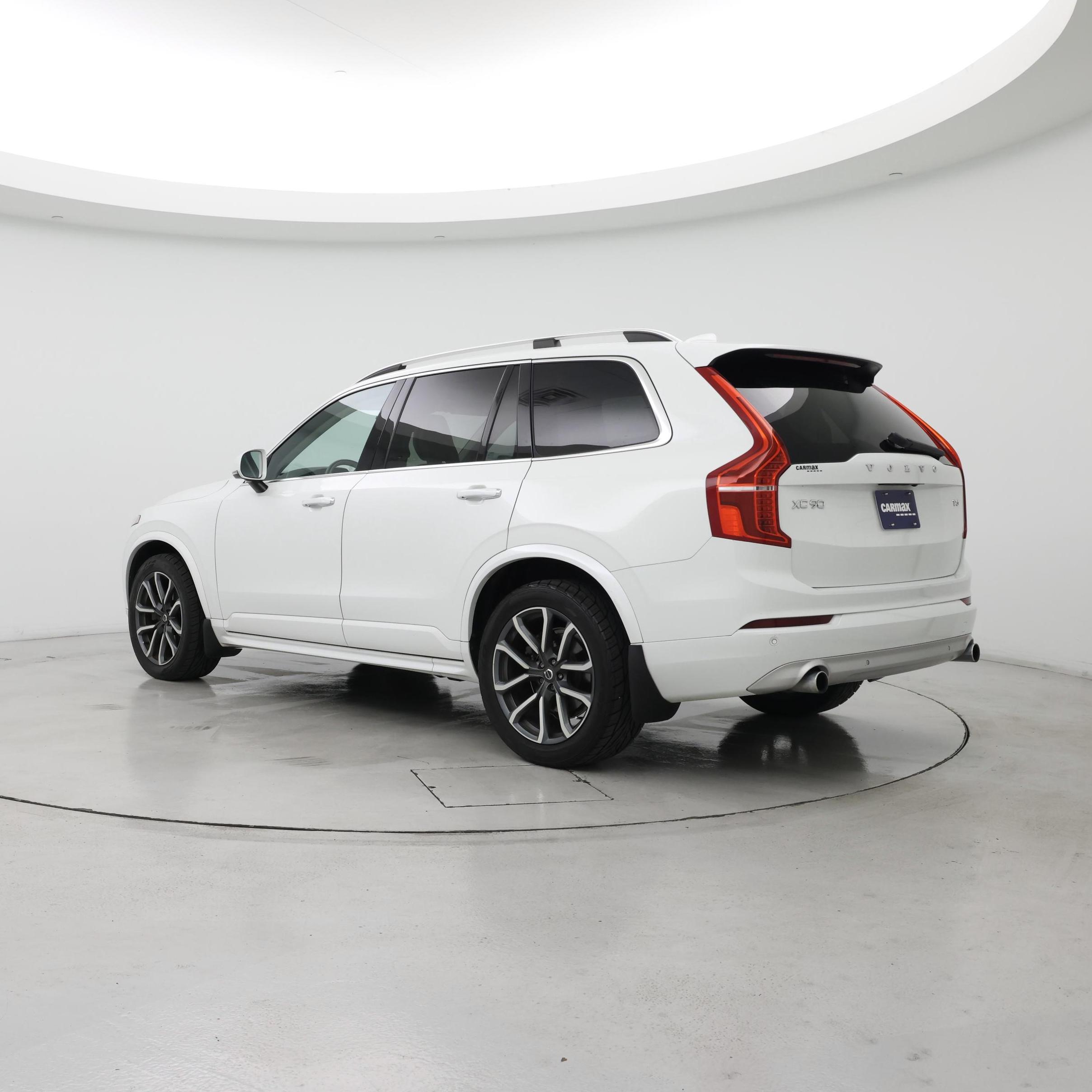 Thumbnail: 2019 Volvo XC90 - 2