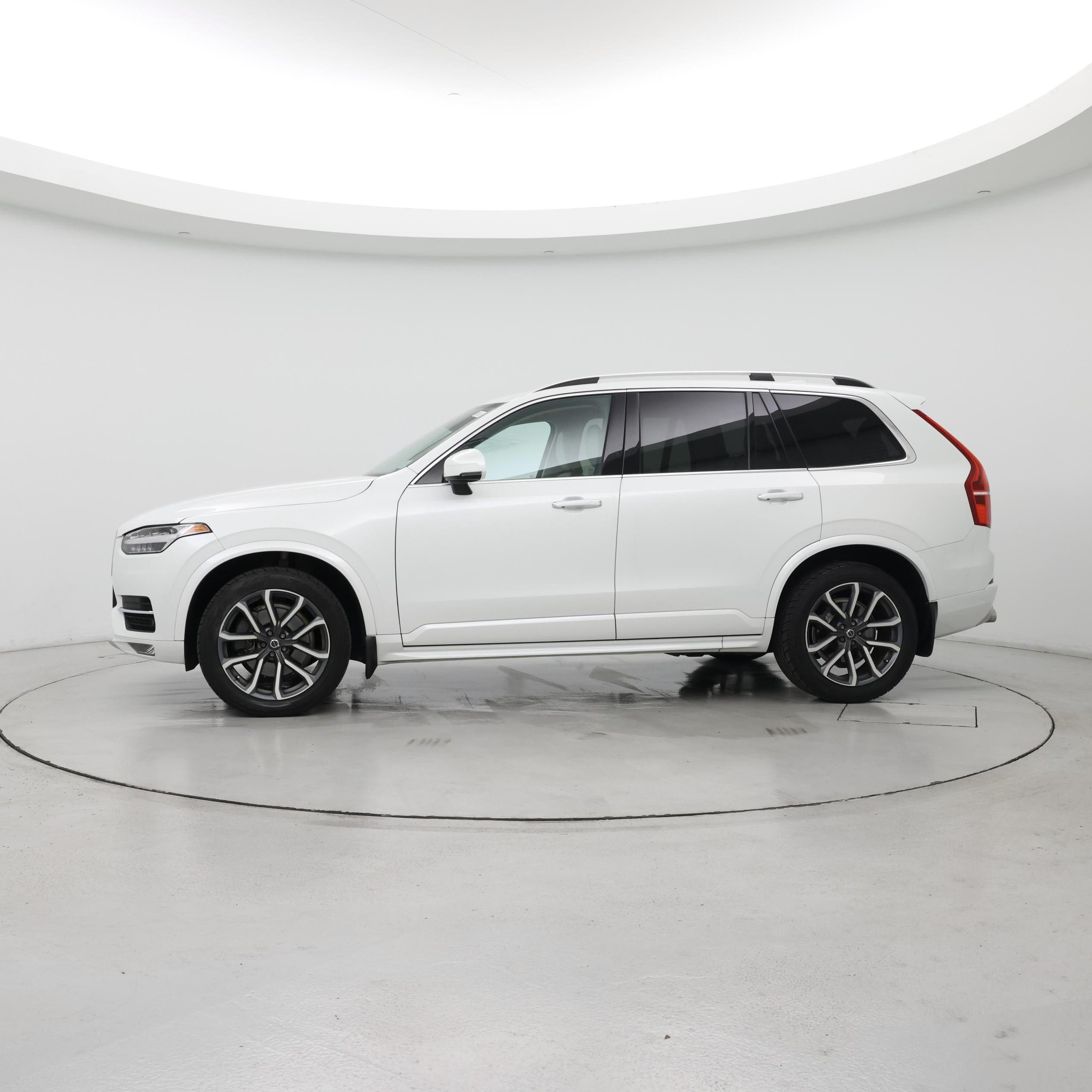 Thumbnail: 2019 Volvo XC90 - 3