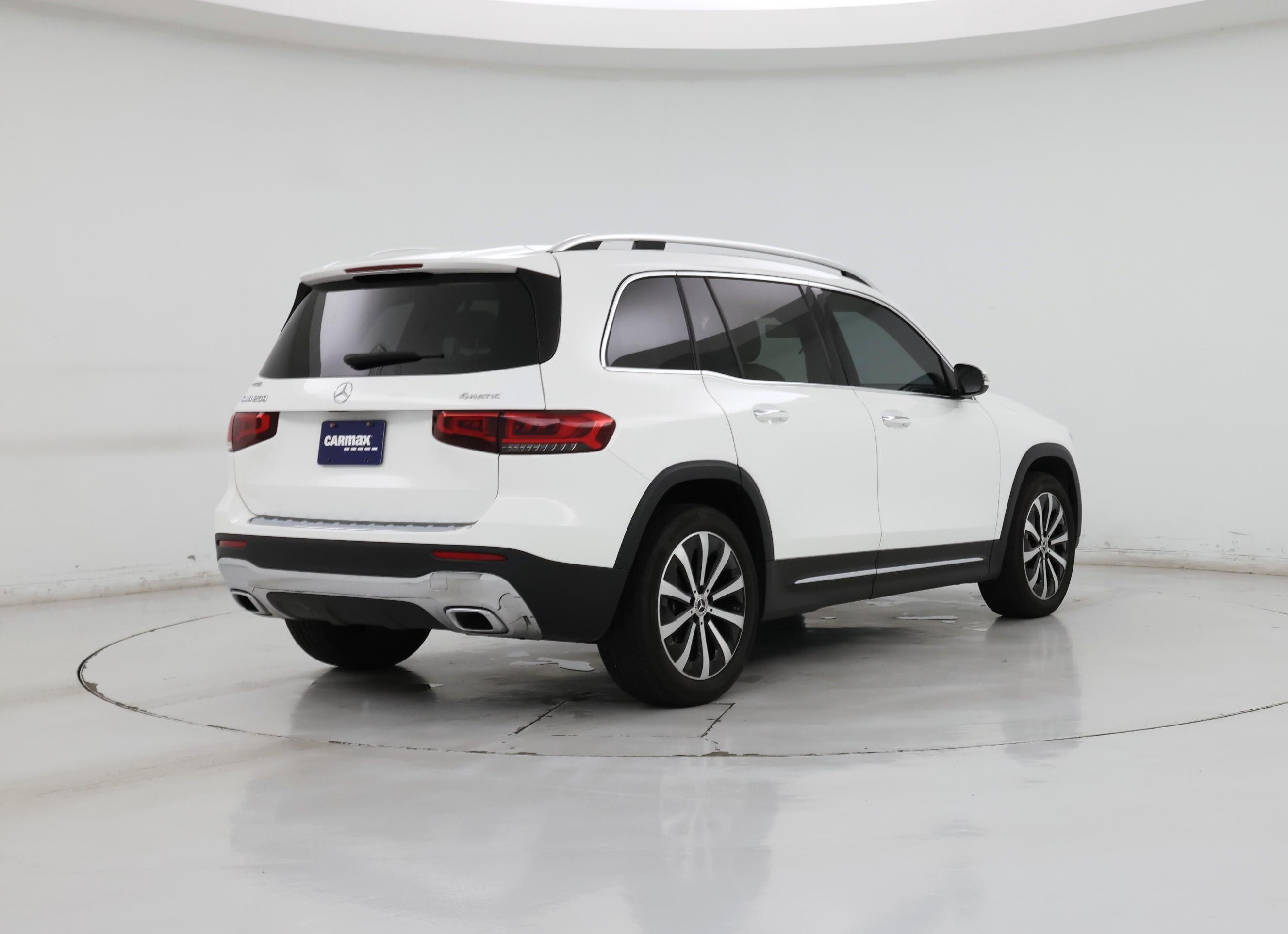Thumbnail: 2023 Mercedes-Benz GLB - 8